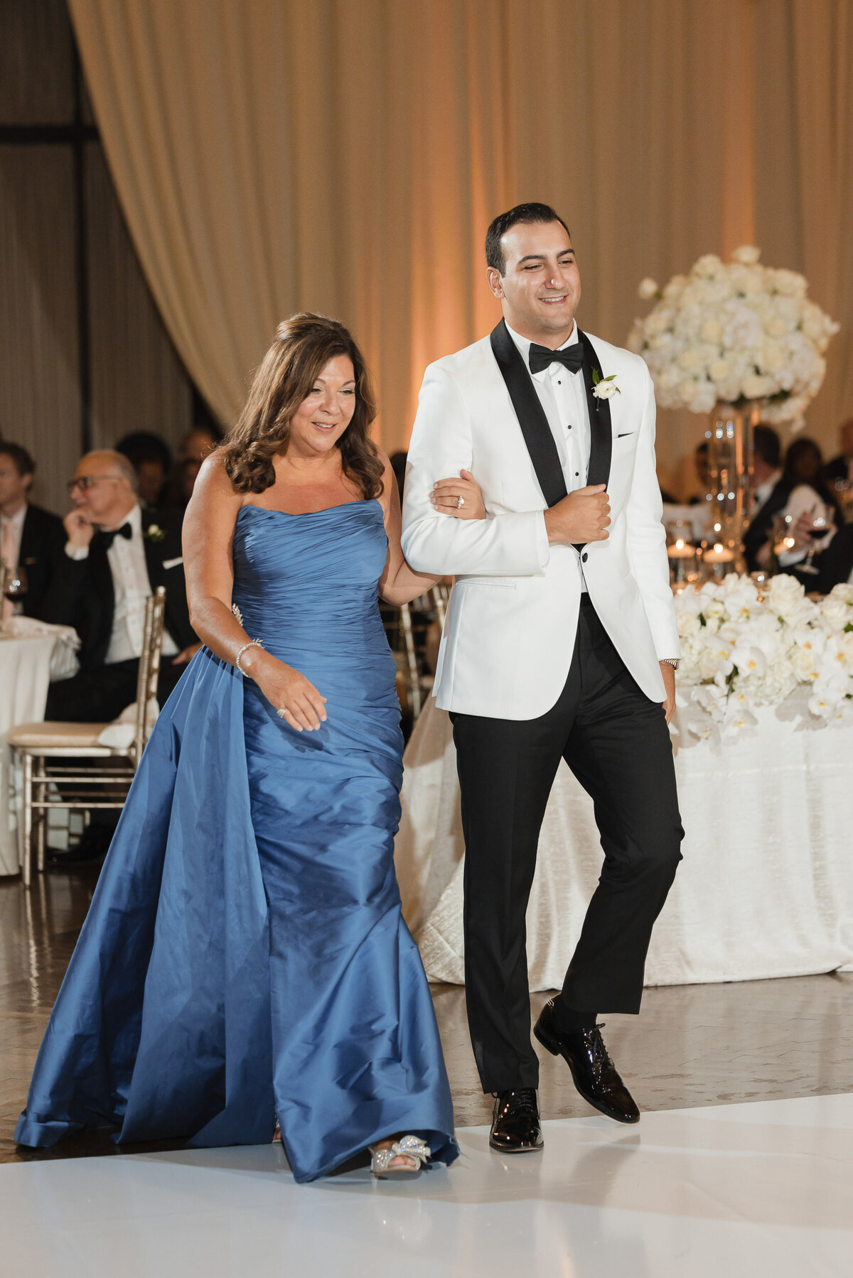 union-league-philadelphia-summer-wedding-182