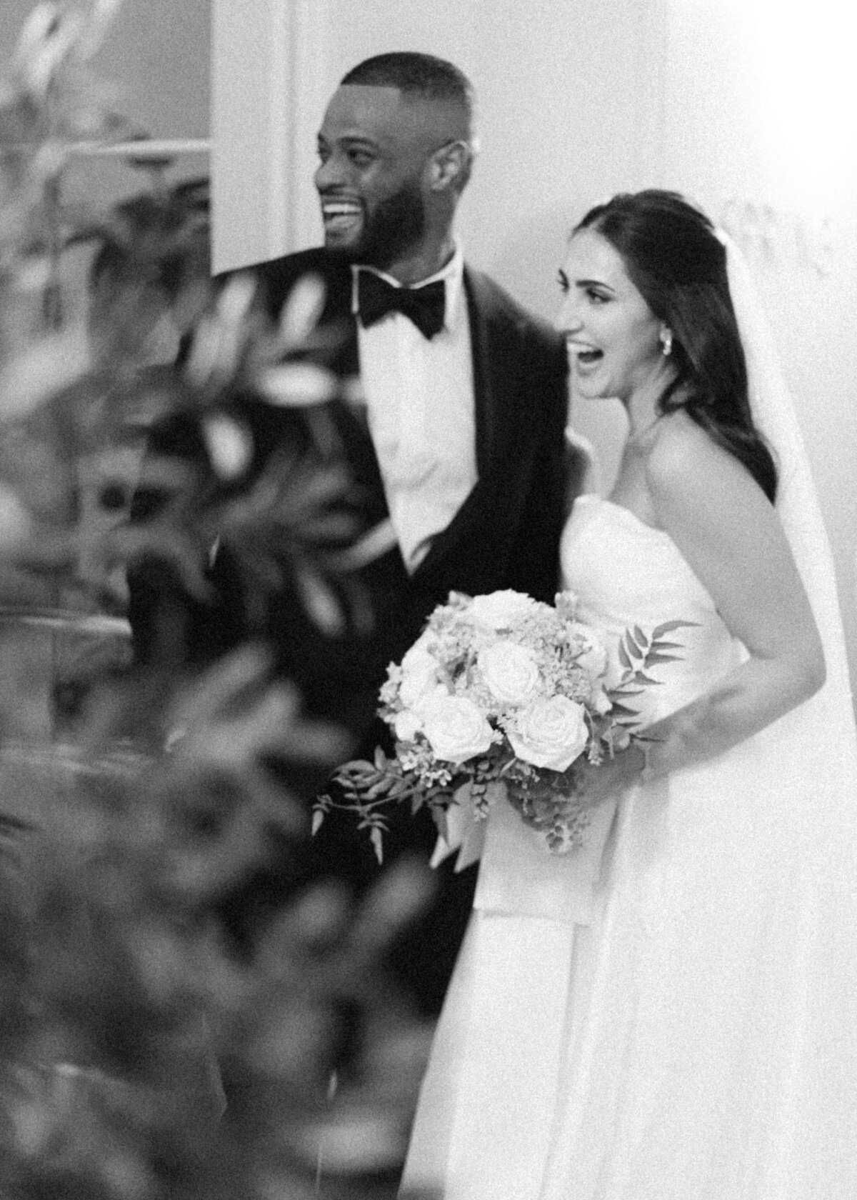 Noor-Tumi-Wedding-Spring-Somerset-House-Chloe-Winstanley-Photography-382