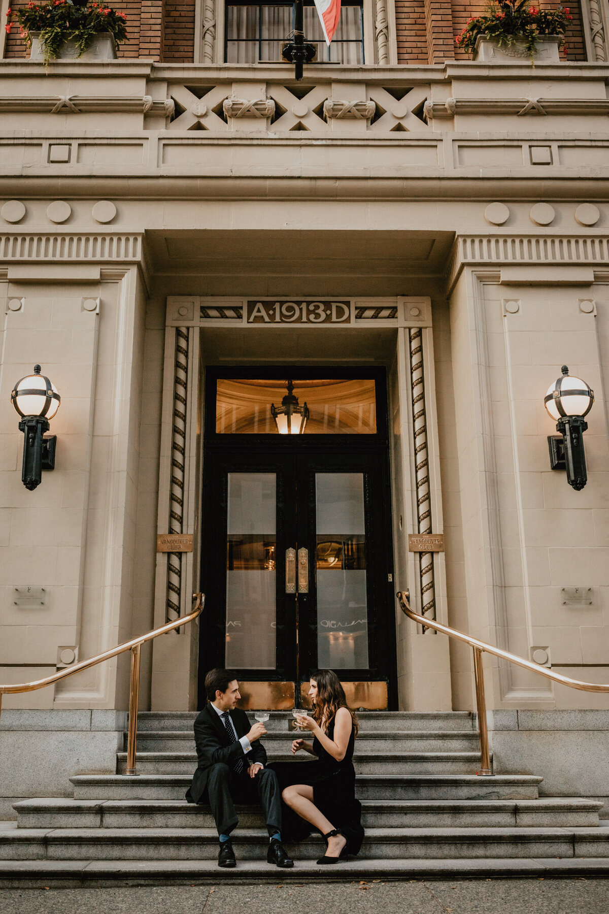 S+A-downtown-old-hollywood-vintage-inspired-engagement-session-127