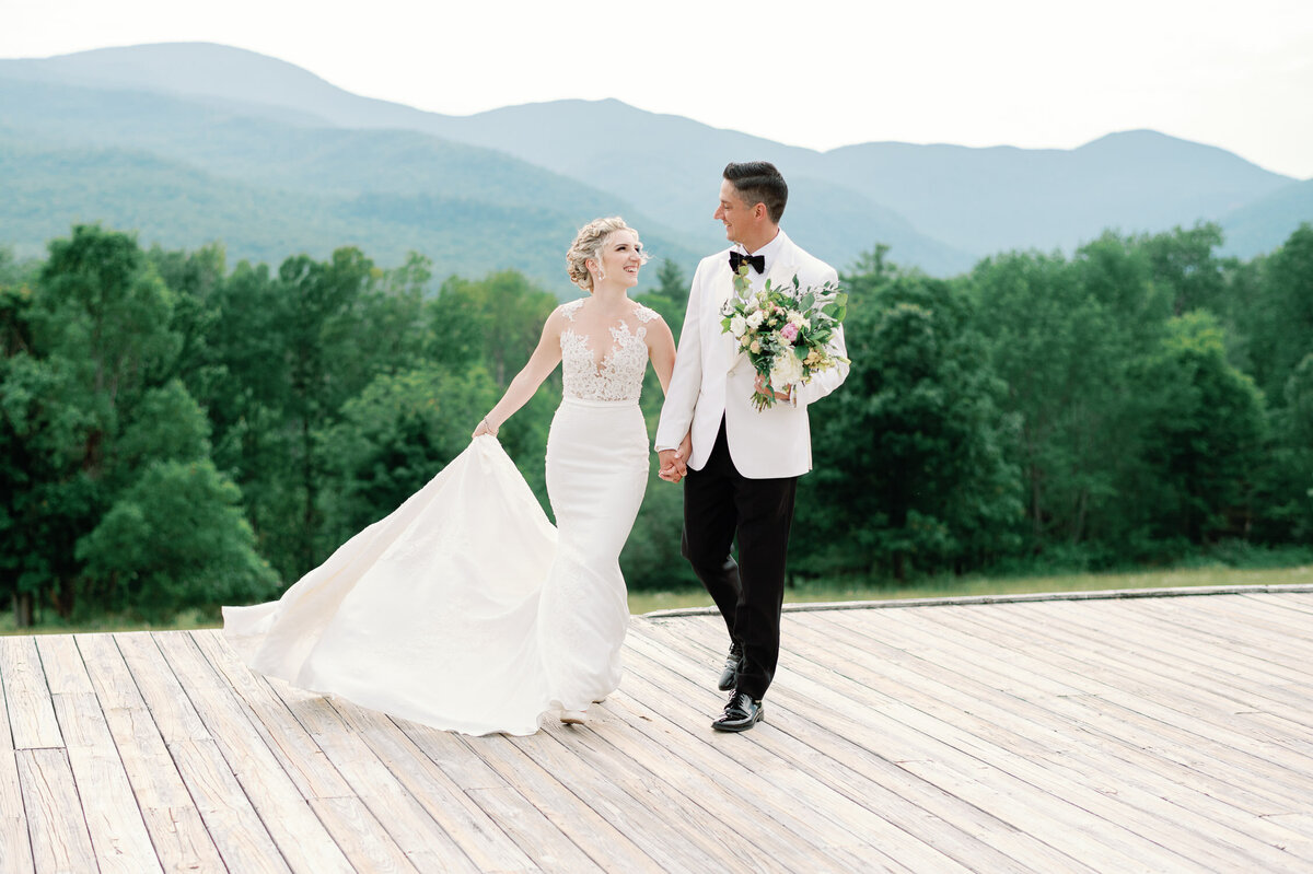 Stowe-Vermont-Wedding-Trapp-Family Lodge-coryn-kiefer-photography-36