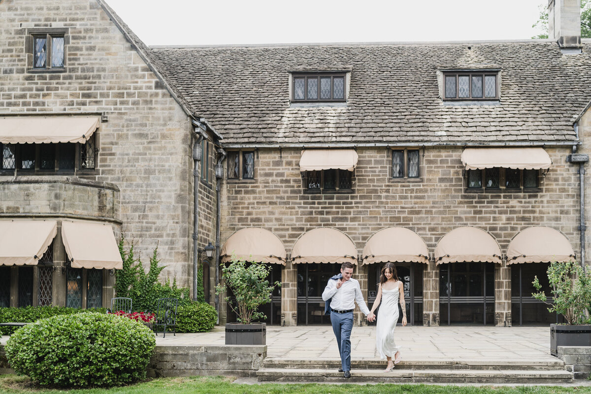 SUMMER FORD HOUSE ENGAGEMENT PHOTOS IN GROSSE POINTE, MICHIGAN PROVIDED BY KARI DAWSON14