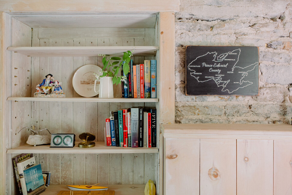 GranaryFlat_WeeThreeSparrows-16