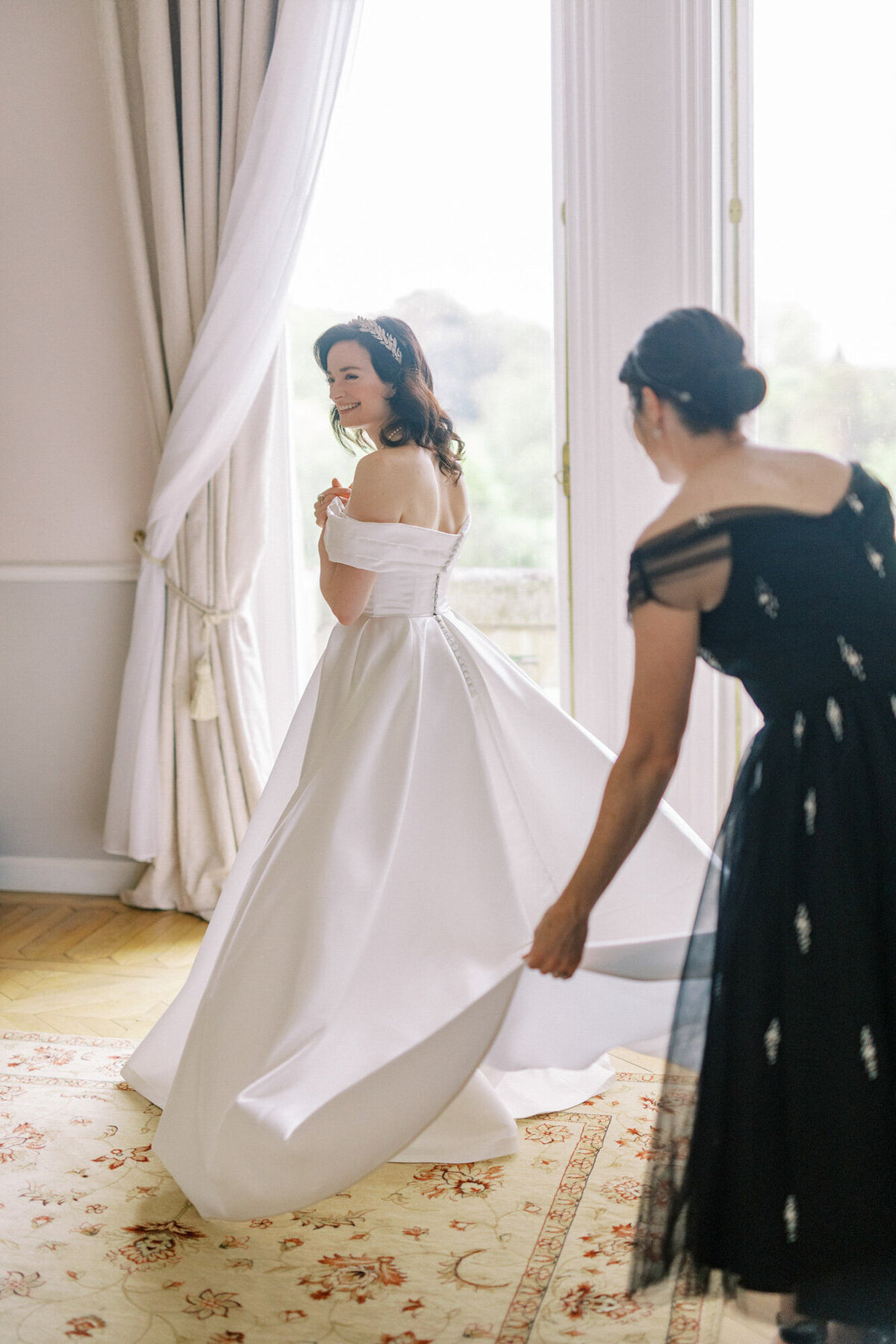 Maïlys Fortune Photography Husband Wife Wedding Weddings Photography France Switzerland Italy Timeless Dreamy Imagery Bilingual French English Destination Weddings Destination Wedding Provence French Riviera Paris Lake Como Tuscany49