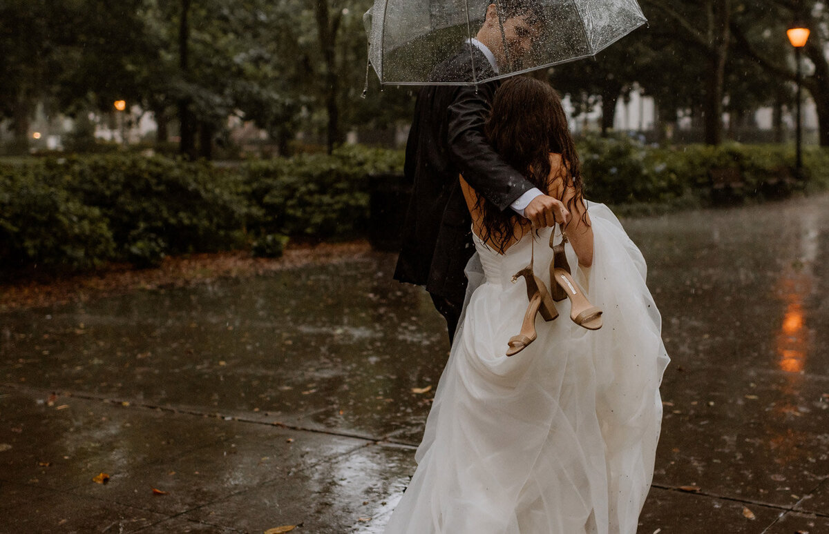 Savannah Elopement Couple walking in the rain