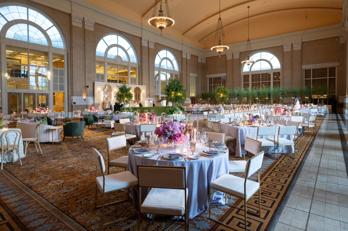 Parisian wedding in Dallas, with planning by luxury wedding planner Julian Leaver Events