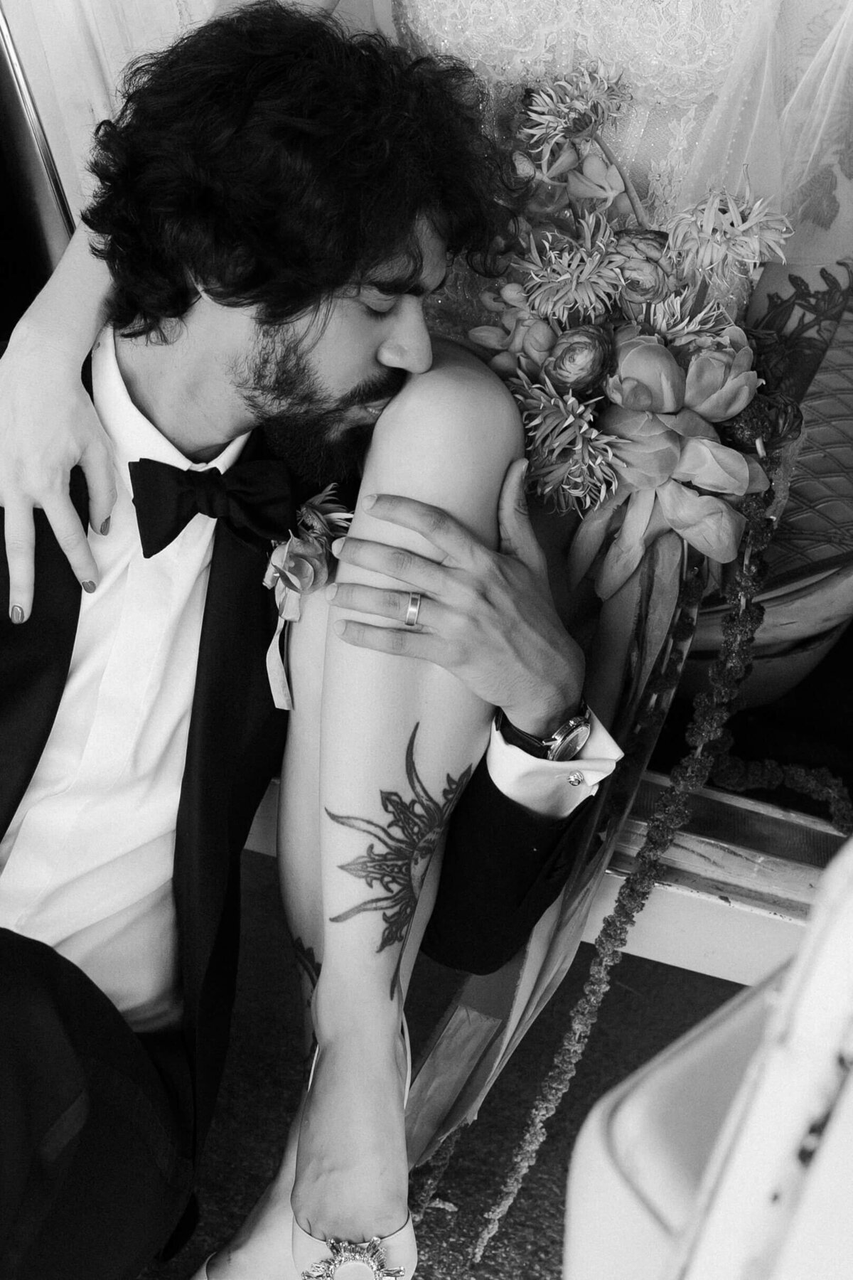 45_riskyexposure_las-vegas-elopement-photography