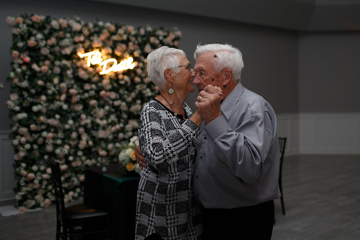 Chevy and Joel Wedding - Momma Penguin Photography-387