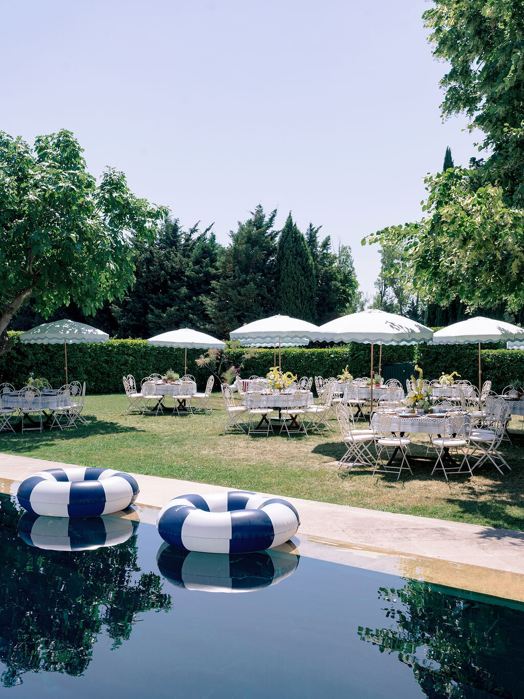 Chateau-de-Tourreau-wedding-florist-Floraison7