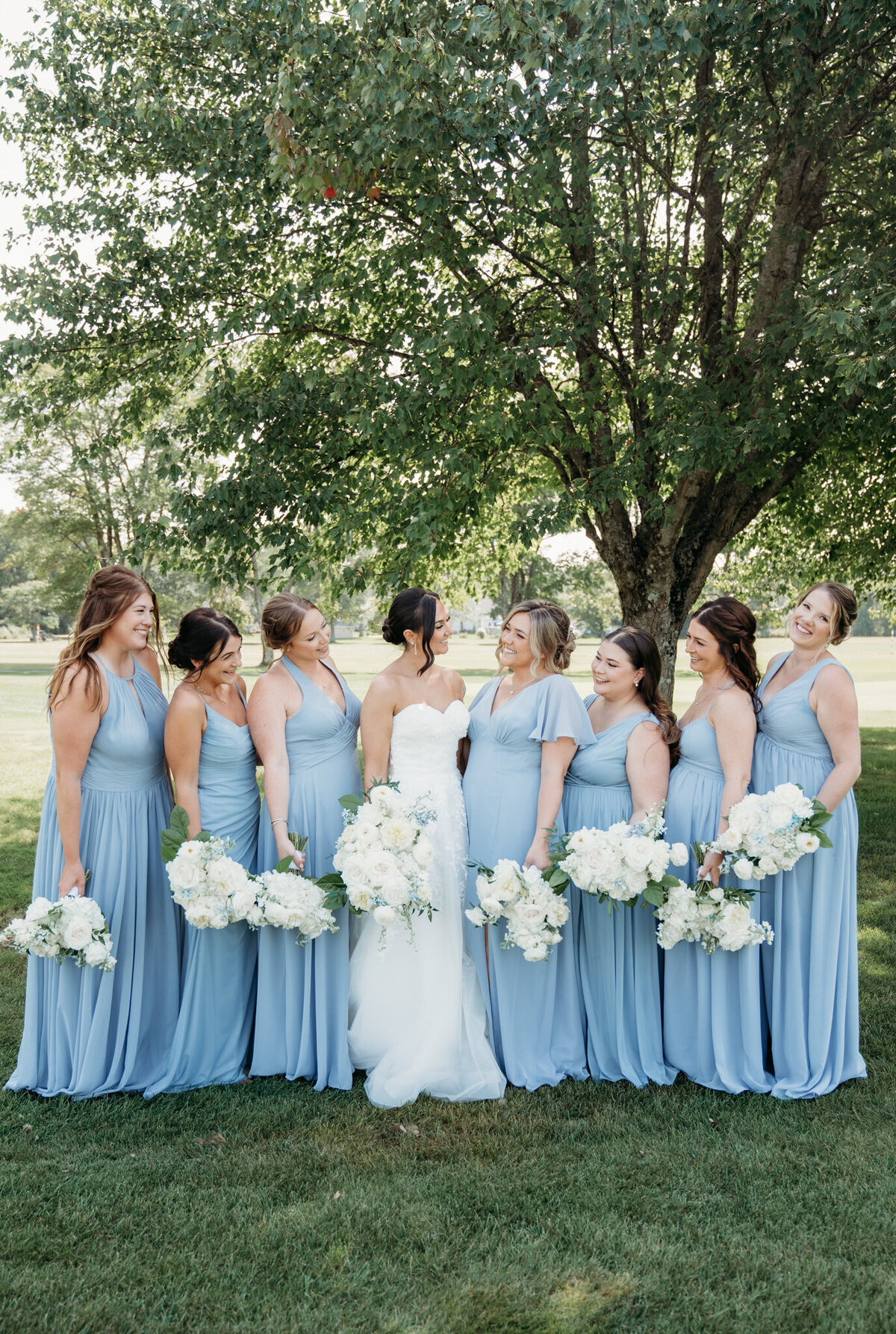 bride-and-bridesmaids-springfield-country-club-wedding