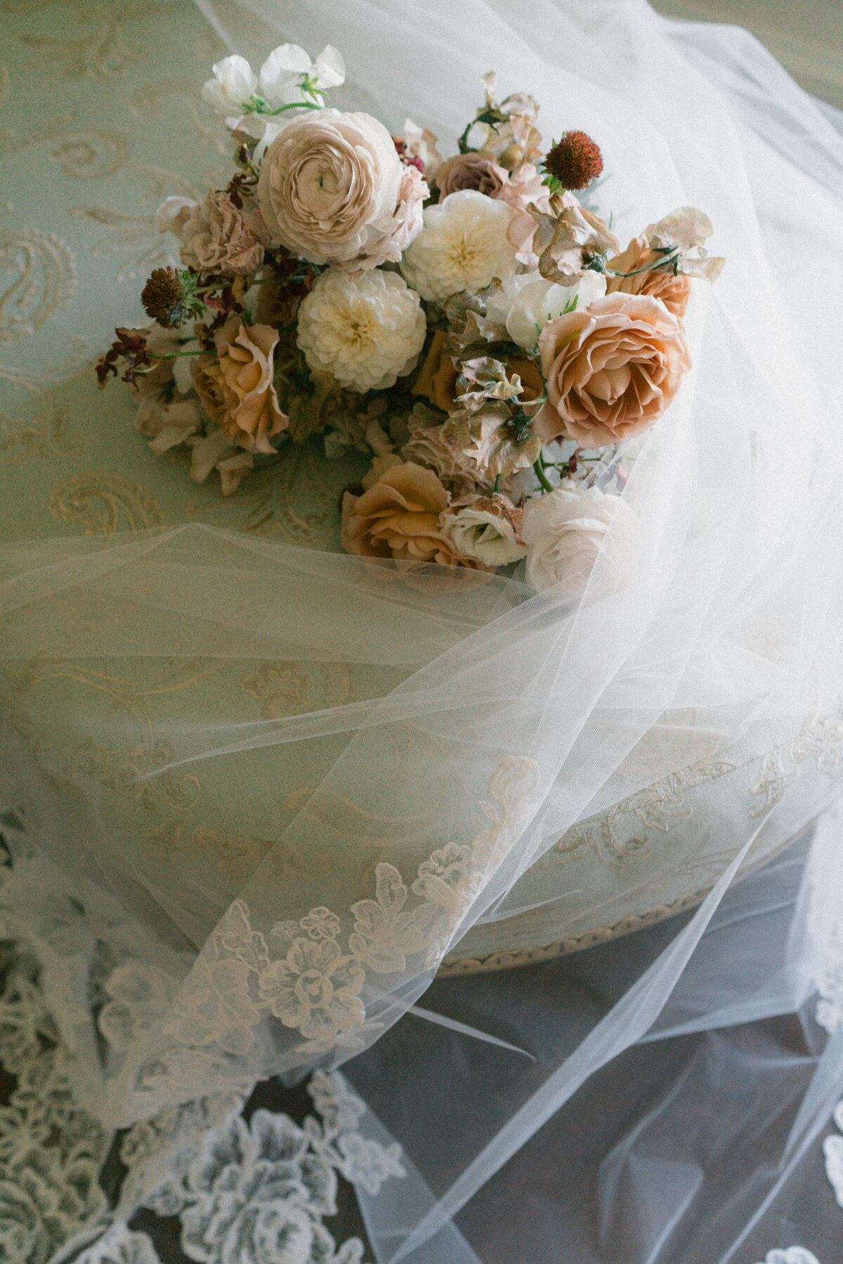 Grace & Ardor Co. East Coast Wedding Engagement Photography Pennsylvania New York City New Jersey Philadelphia Timeless Bold Art Direction Editorial Erin McGeever Ashford Estate Fall-9