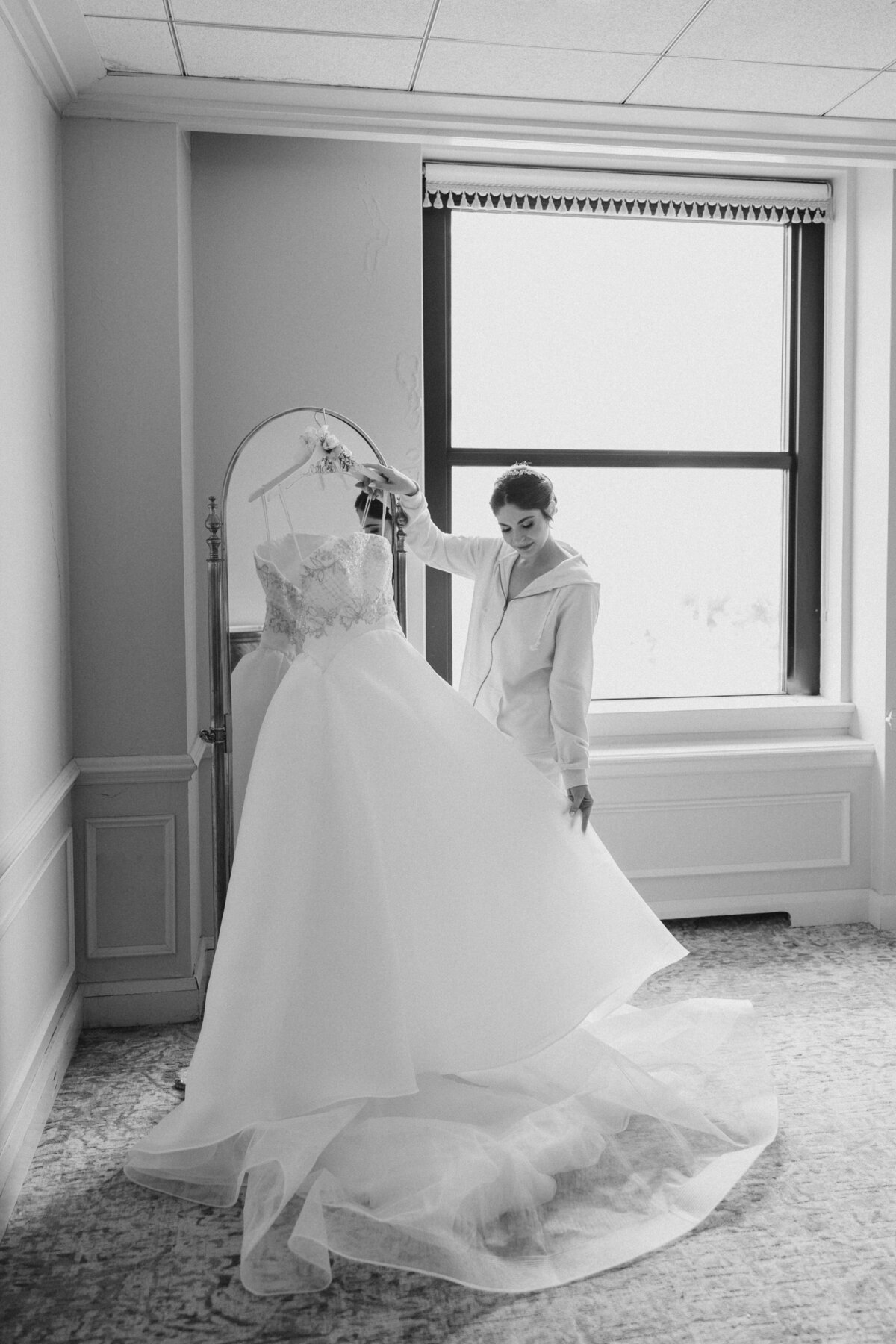 Kristina and Austin Hotel Du Pont_0012