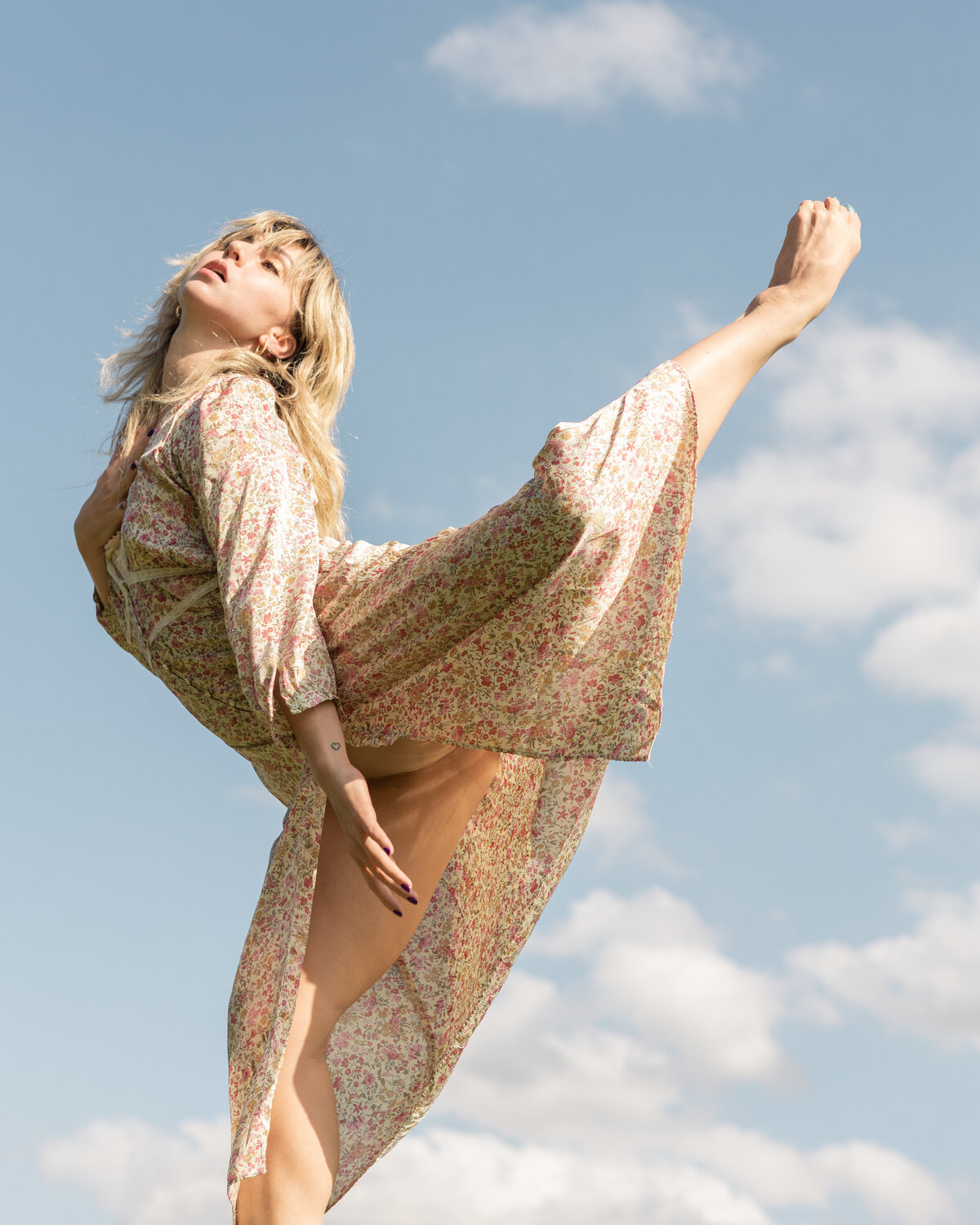 pastel-muted-color-sunny-dance-photography