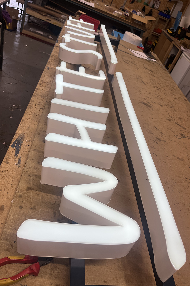 ellis-signs-built-up-face-illuminated-letters-newcastle-gateshead-north-east