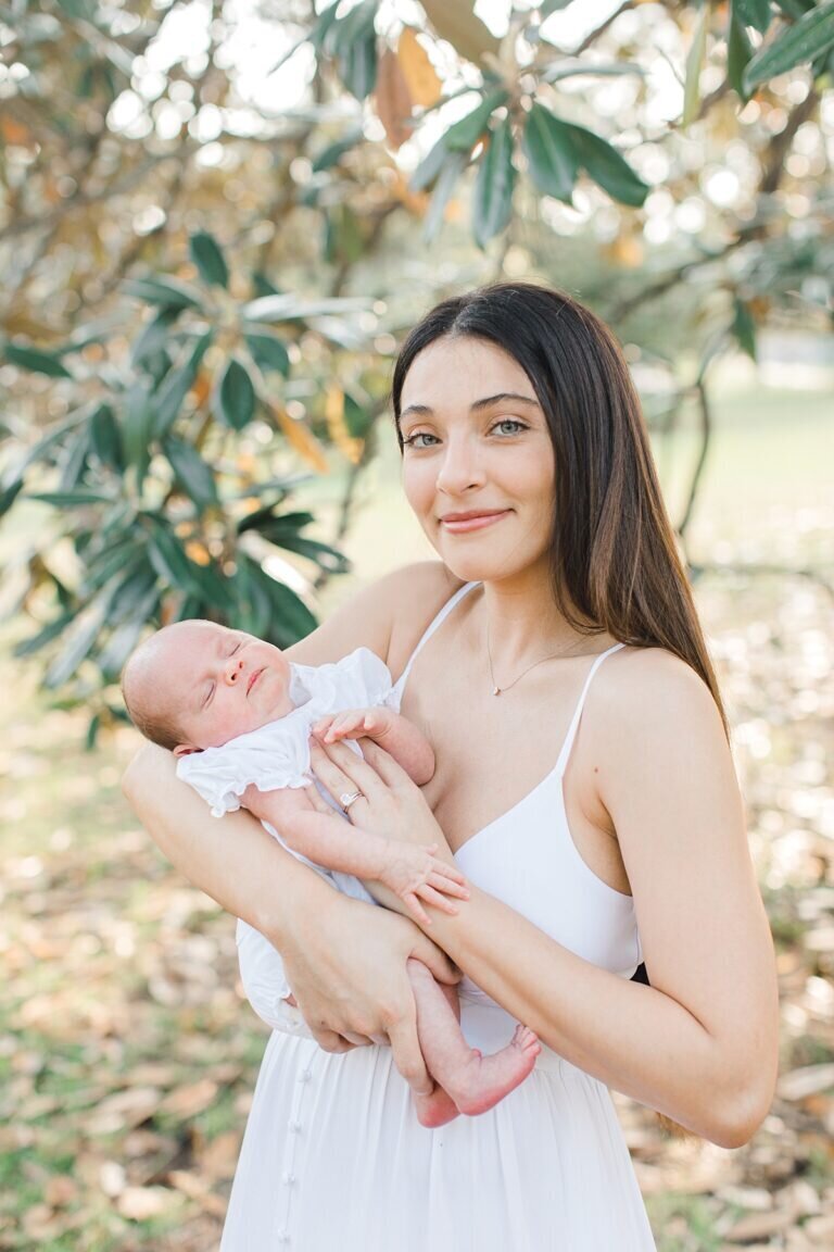 newborn_photographer_pensacola-1-768x1152