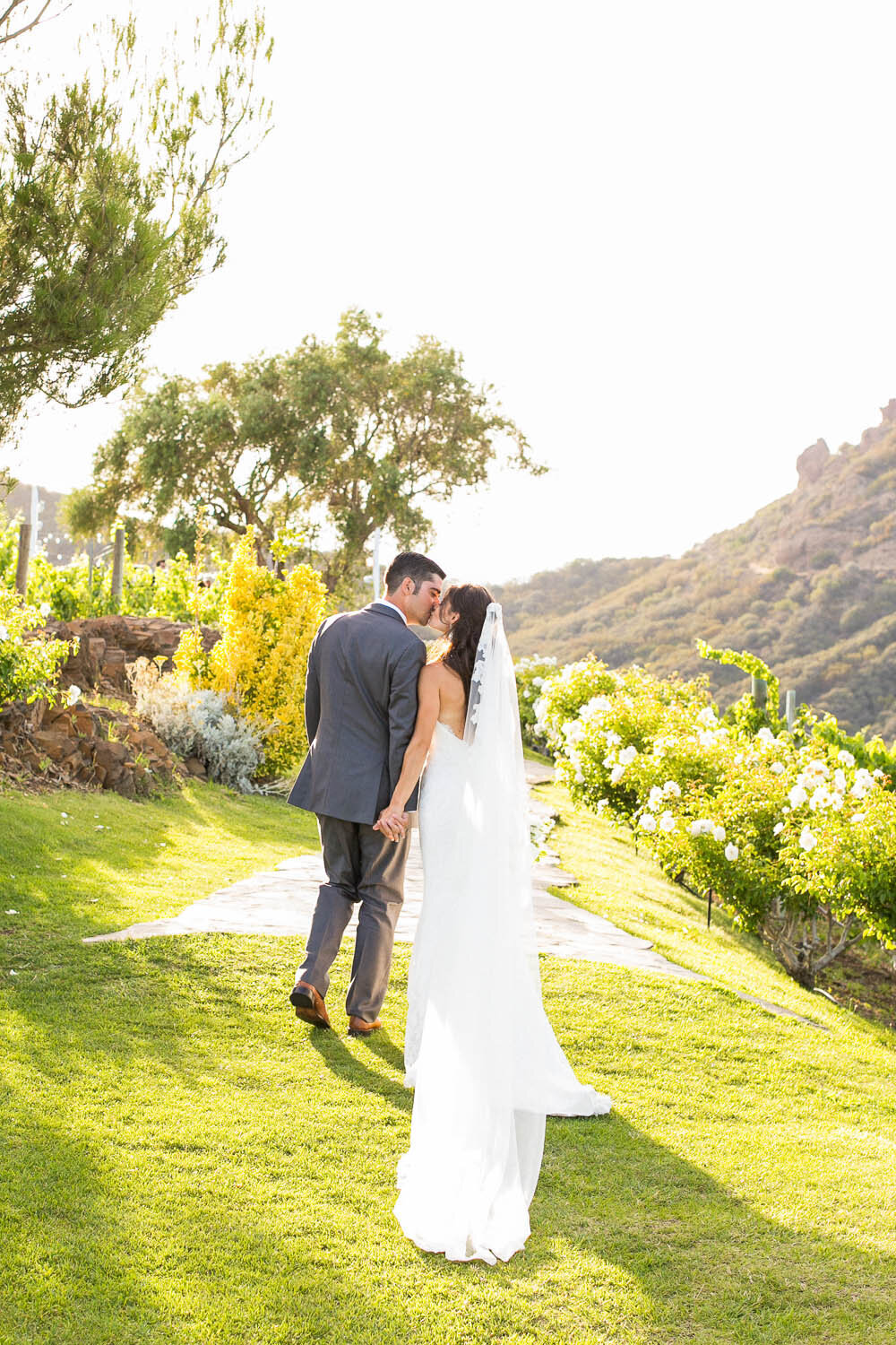 jacqueline_campbell_wedding_photography_saddlerock_ranch_059