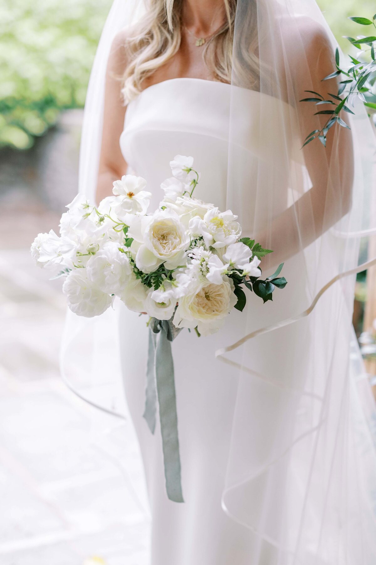 Danielle-Defayette-Photography-Goodstone-Inn-Wedding-VA-319