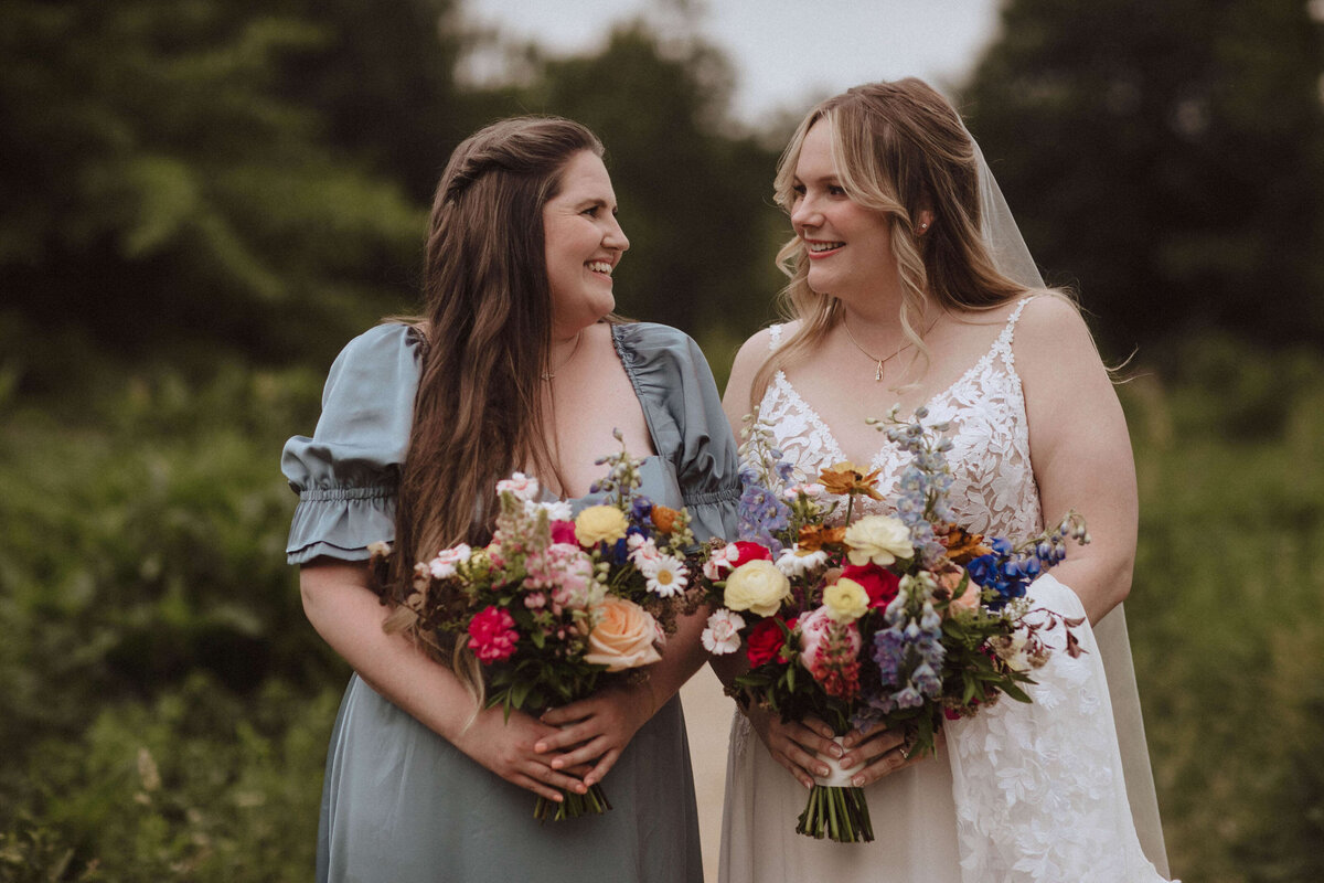 madison-aldo-leopold-outdoor-wedding-nikki-n-photography-118