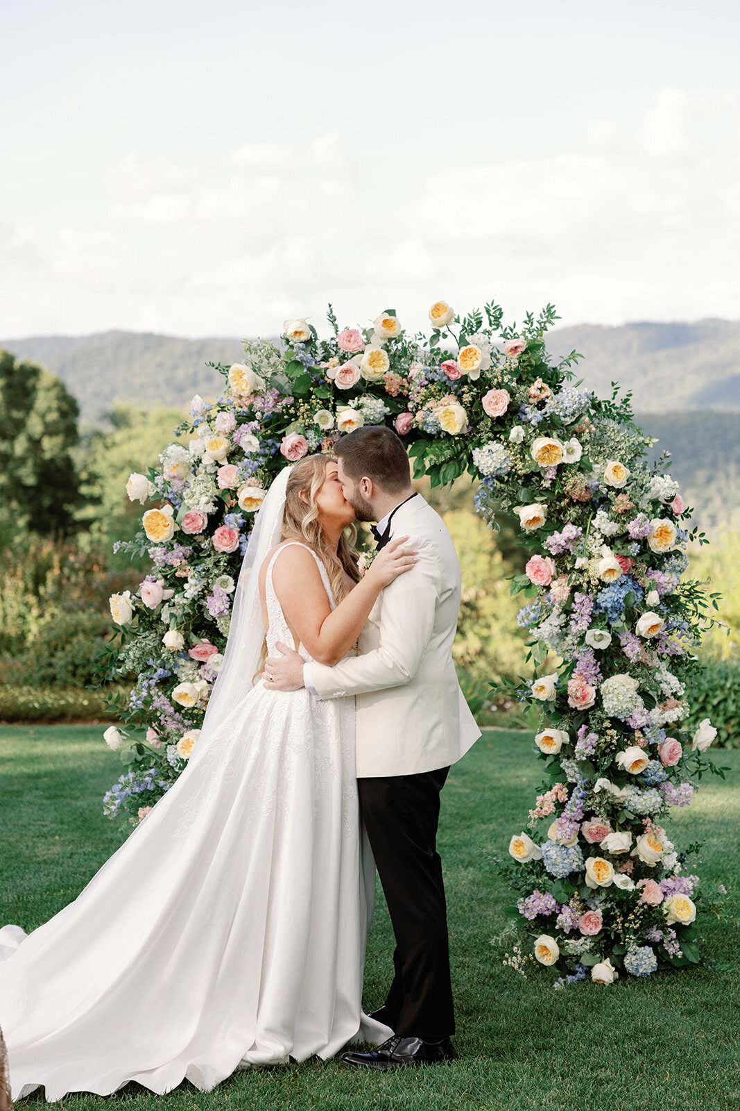 CORNELIA ZAISS PHOTOGRAPHY EMILY + MATEO WEDDING SNEAKS 048