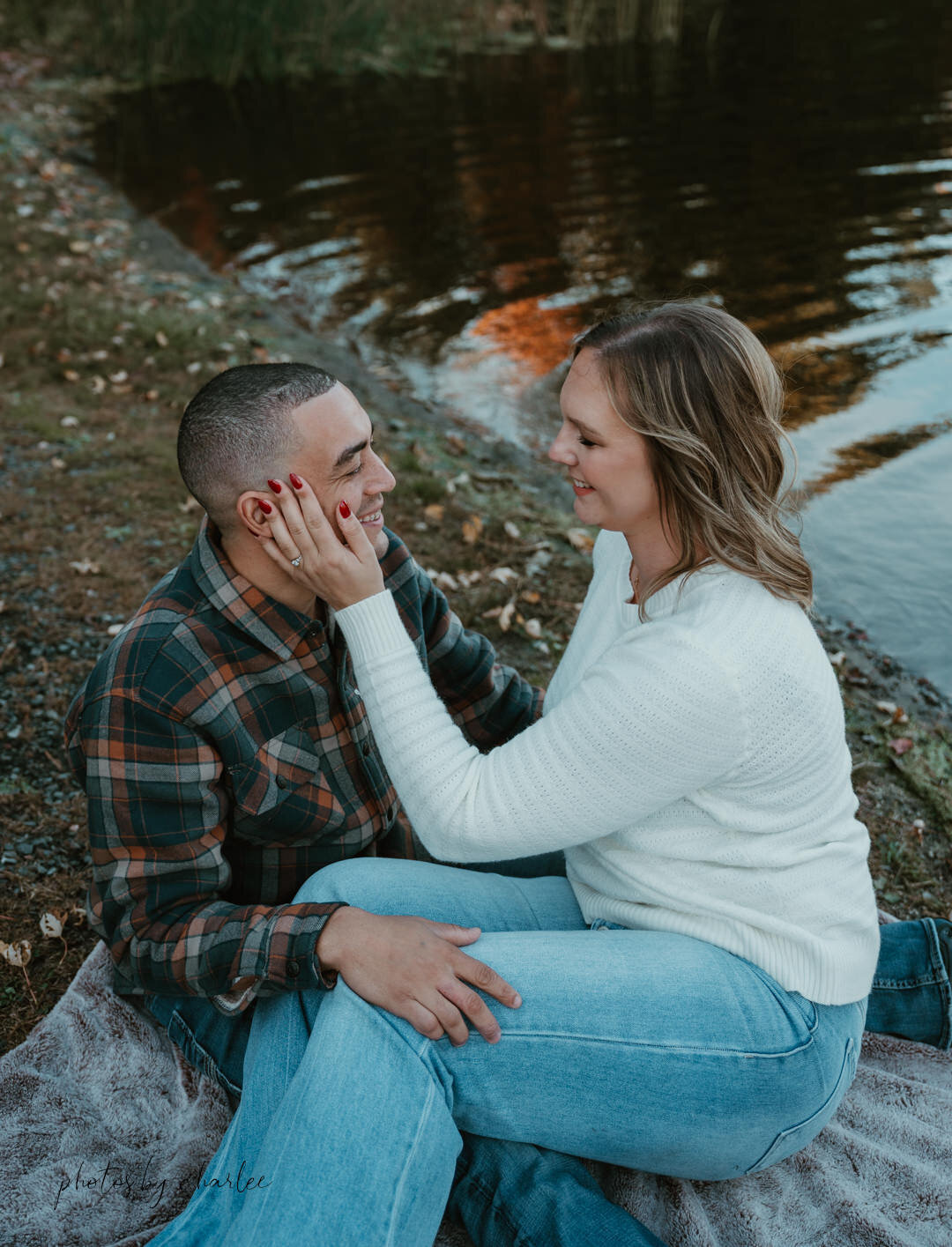 eau claire engagement photographer-18
