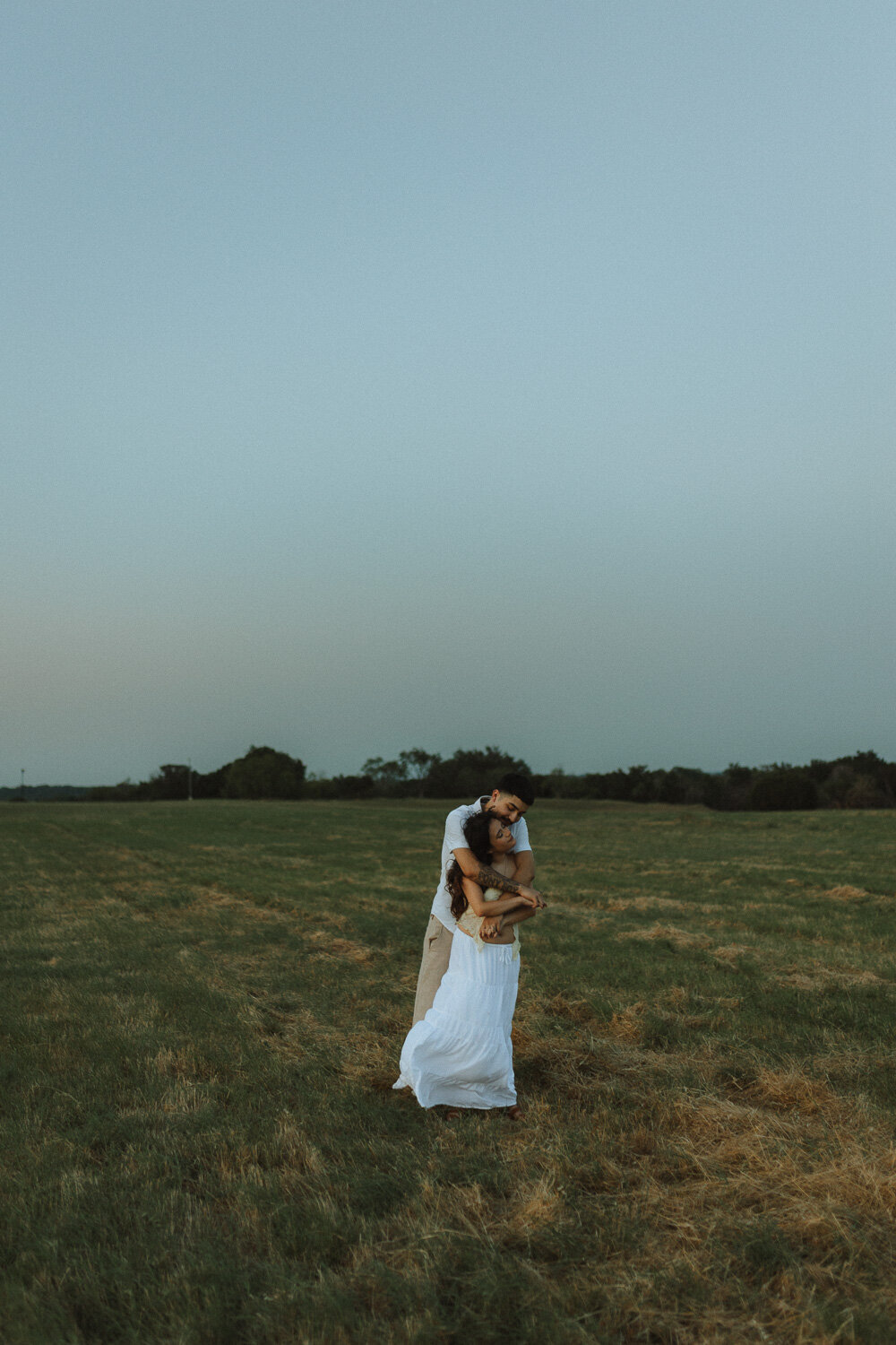 texas-golden-hour-couple-shoot-73