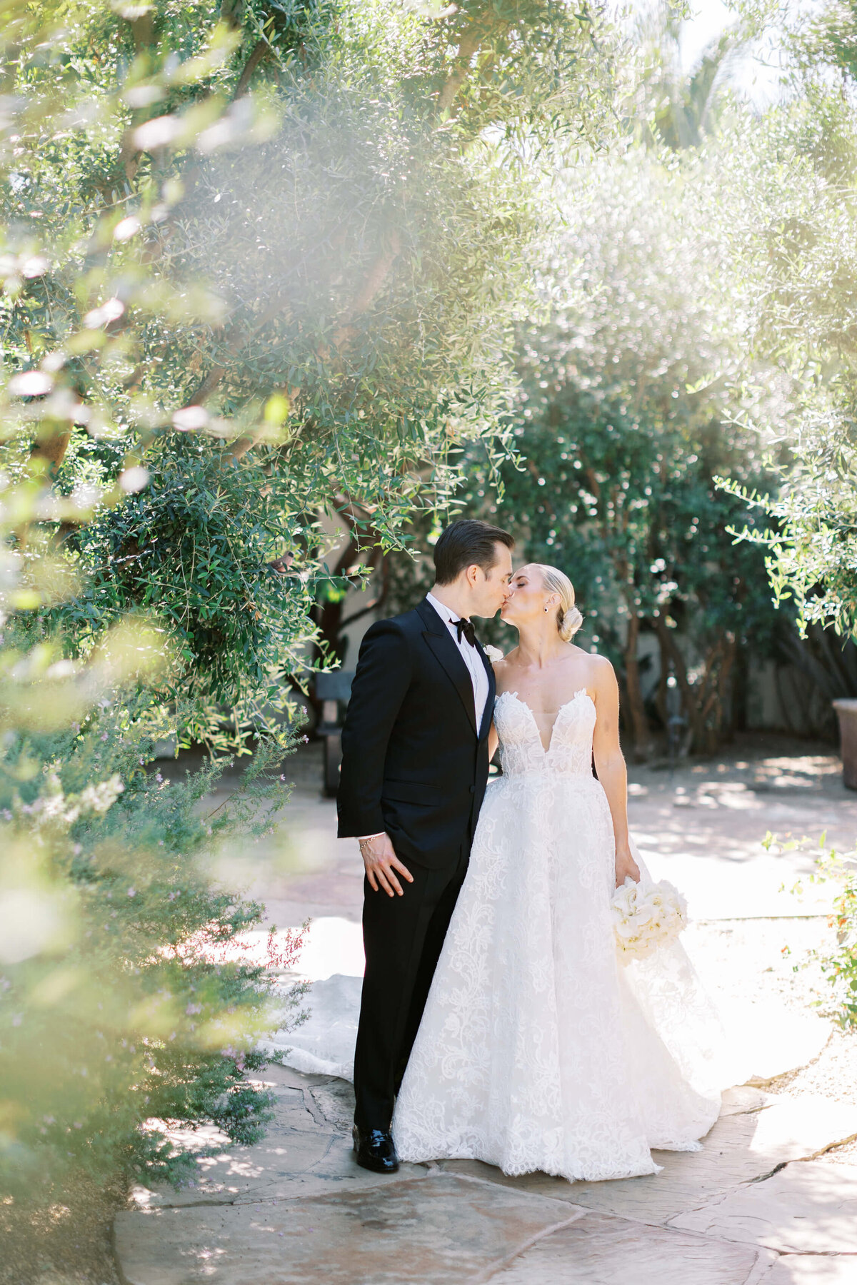 Malibu-Estate-Wedding_Malibu-Wedding_Southern-California-Wedding-Photographer_Lisa-Leanne-Photography_21