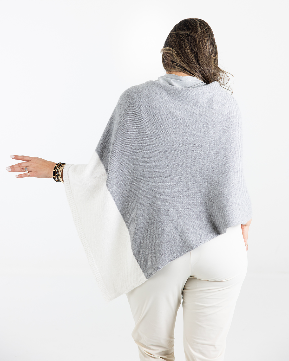 Sun Valley Poncho Cashmere Medium Gray Cream Heidi Hennessy2.png