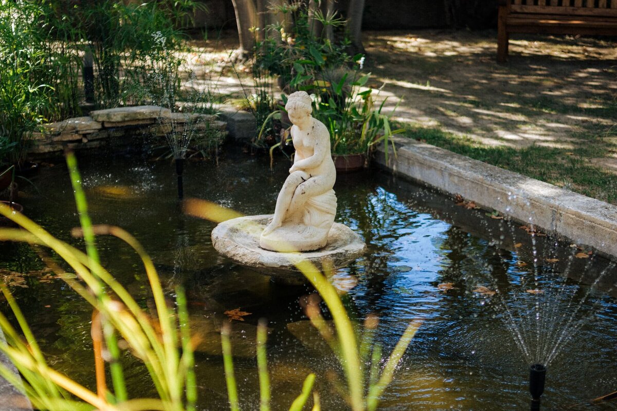 destination-wedding-at-chateau-du-puits-es-pratx2