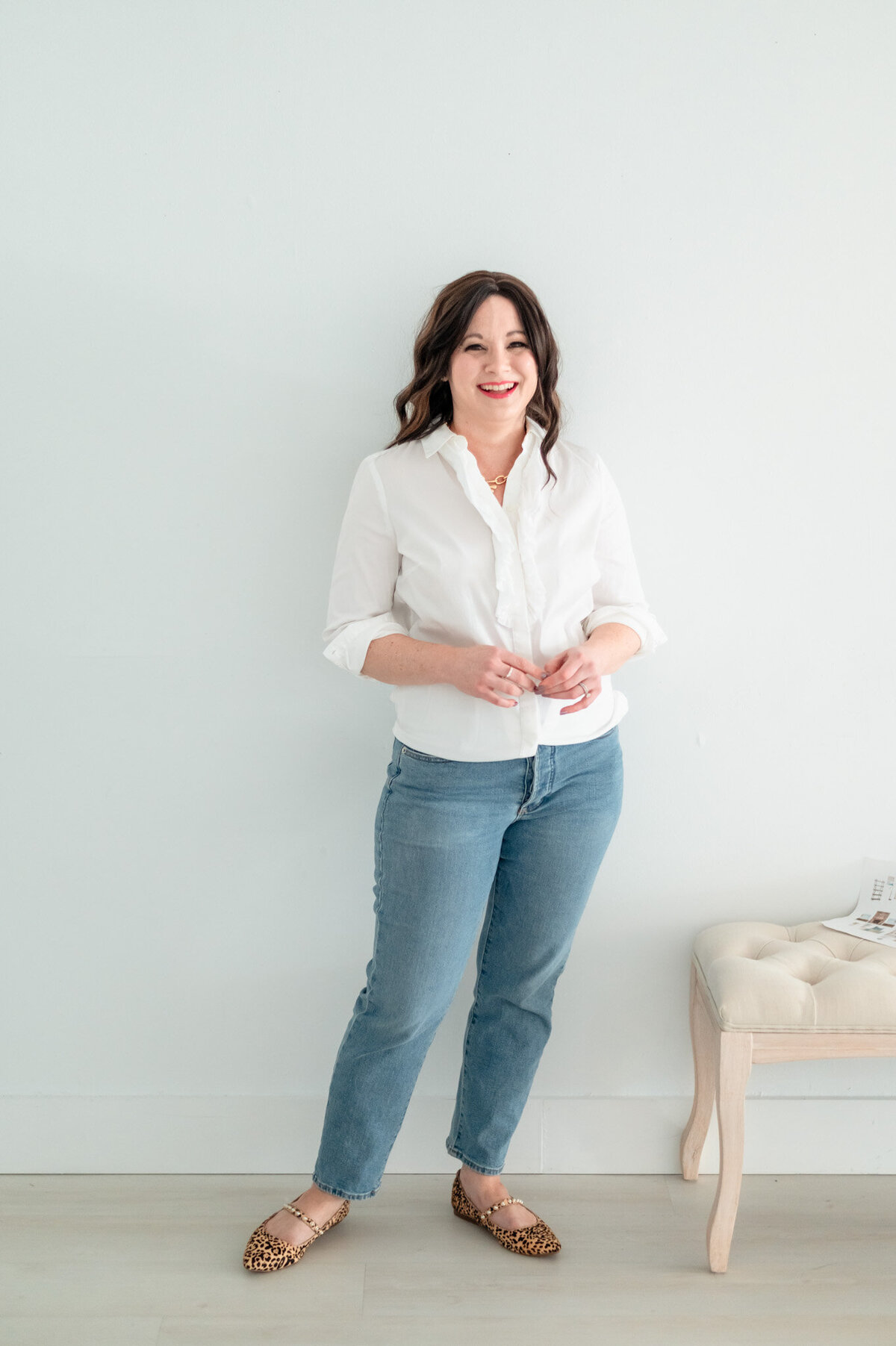 studio-next-door-branding-session-for-bleu-bee-designs