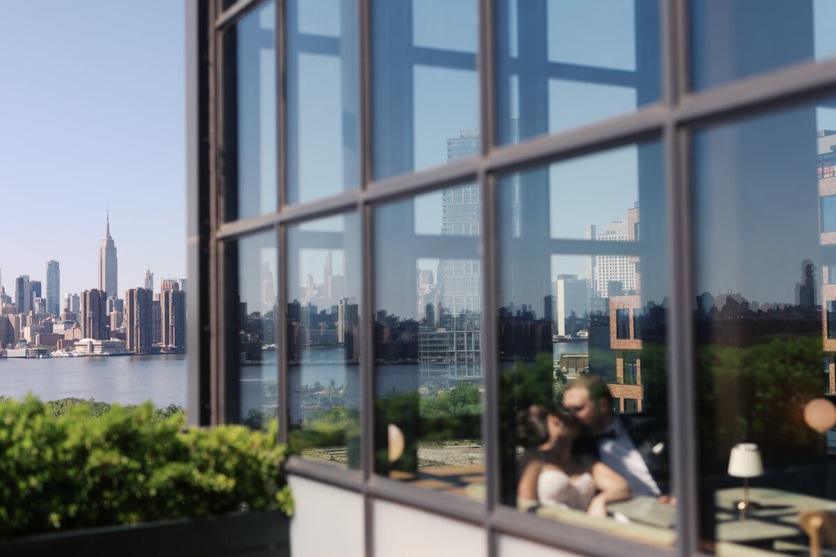 25-Wythe-Hotel-summer-wedding-13