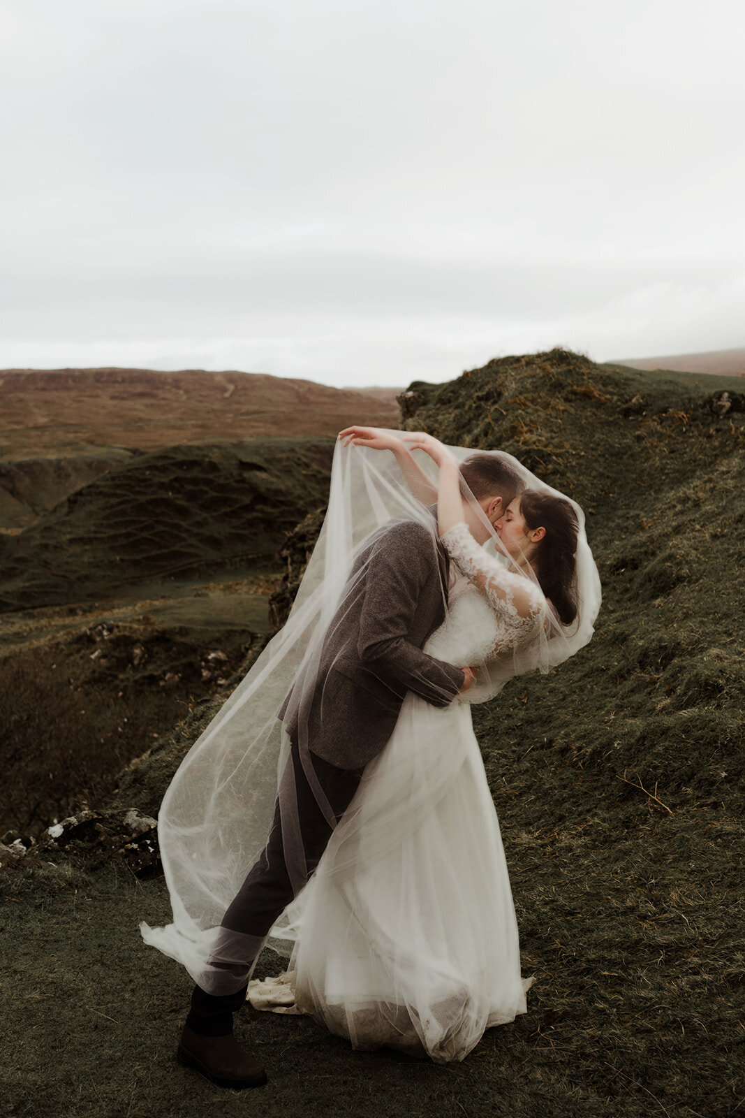 Scotland-Isle-of-Skye-Fairy-Glen-Elopement-Photographer-OneofTheseDaysPhotography-J&P-181