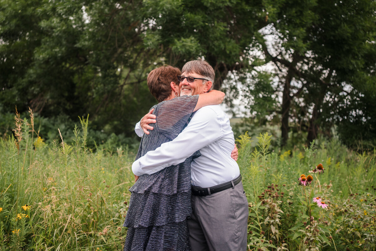 Chanhassen_Chaska_private_intimate_micro_wedding_ceremony_minnesota_mn_studiotwelve_52_3_17