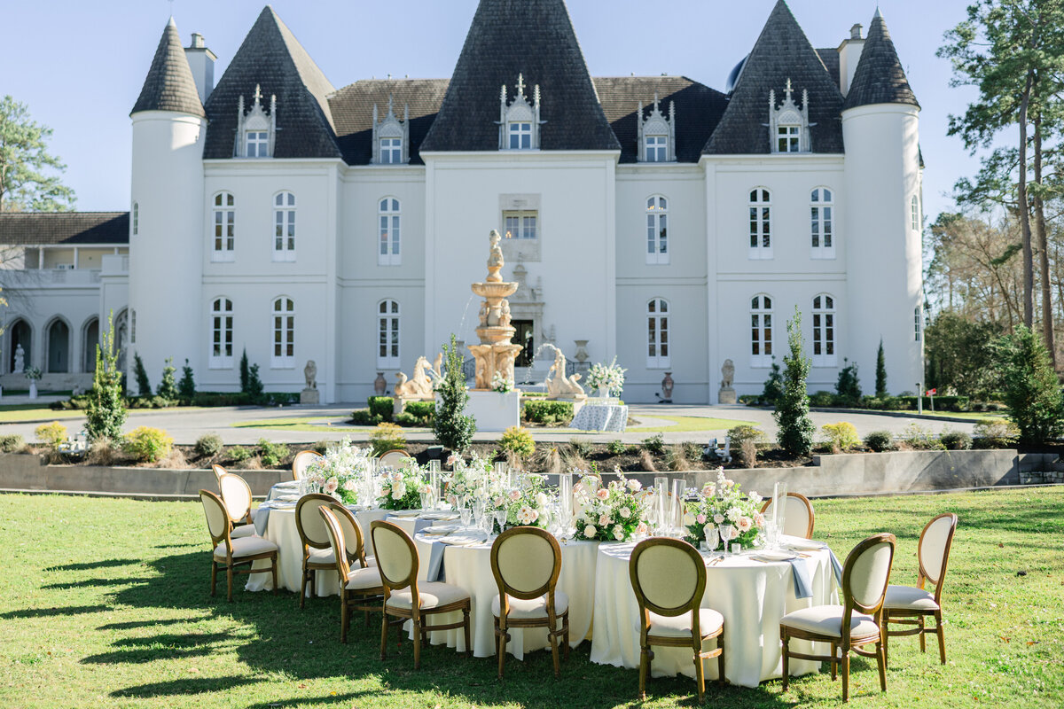 chateau-nouvelle-wedding-flowers-the-lilee-cottage4