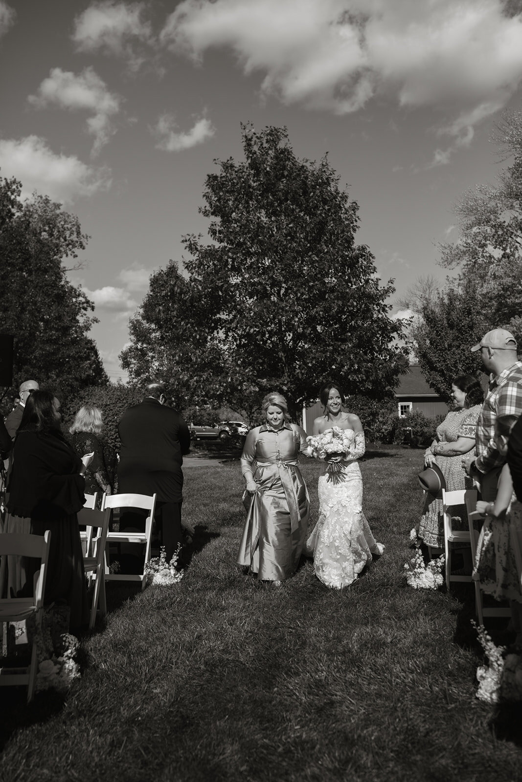 mustard seed gardens indy indianapolis noblesville indiana wedding photographer bellagio florals something blue stylists-36
