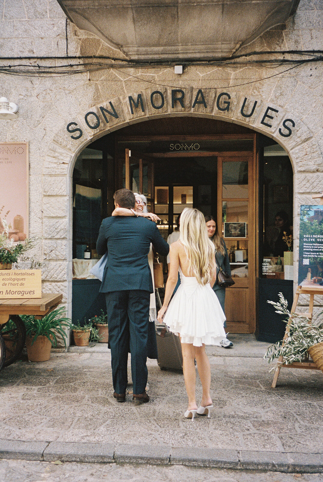 Julian+Sydney_Rehearsal_AmandaCastlePhotography-185