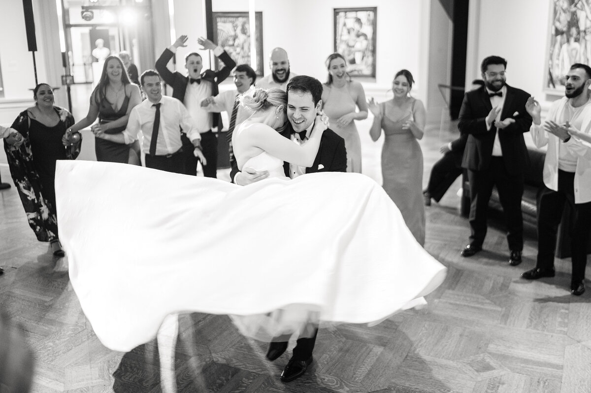 MeganSanti_StlArtMuseumWedding_CatherineRhodesPhotography-161