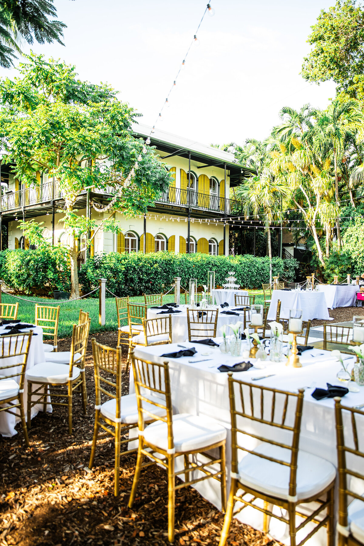 3 hemingway home events - key west wedding planner - florida keys wedding planner - wedding inspo - wedding design - hemingway home - wedding table