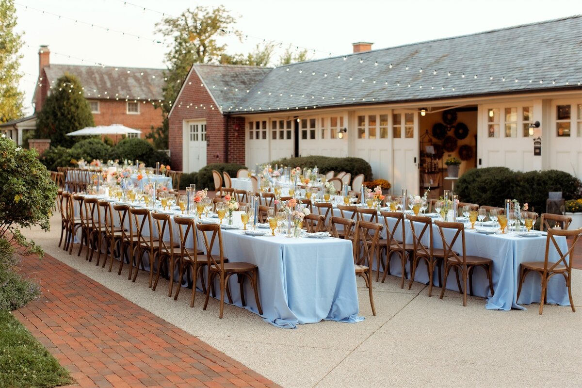 elawa-farm-wedding-setup