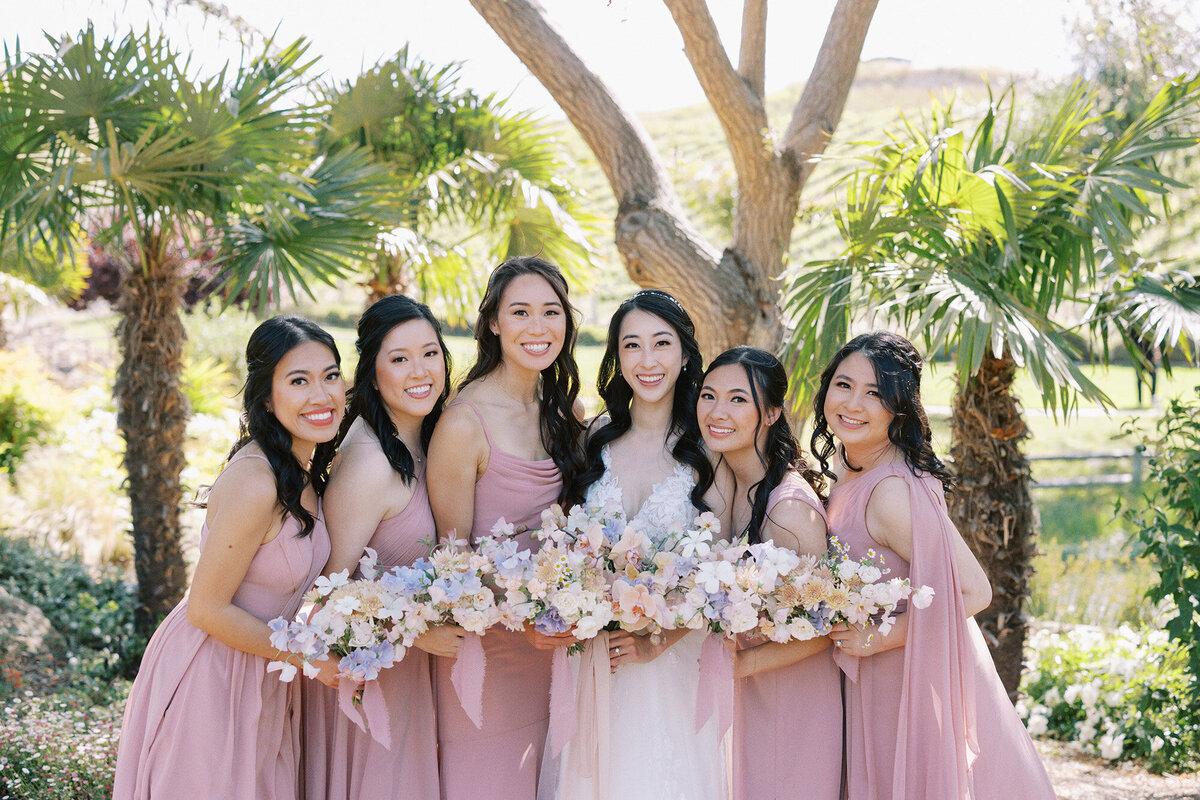 nella-terra-bridal-party