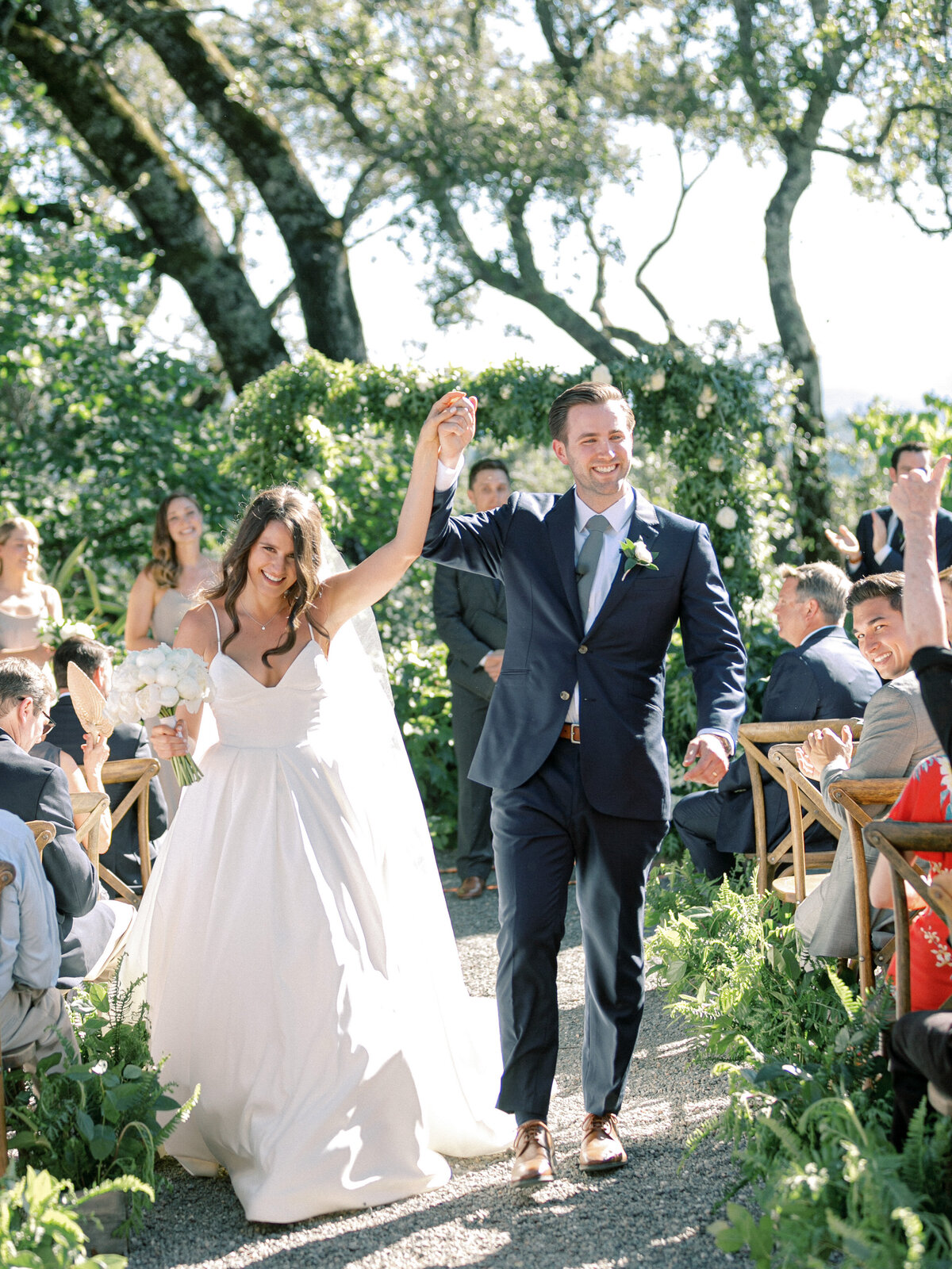napa-sonoma-bay-area-wedding-photographers-the-tenneys-at-private-estate-wedding-27