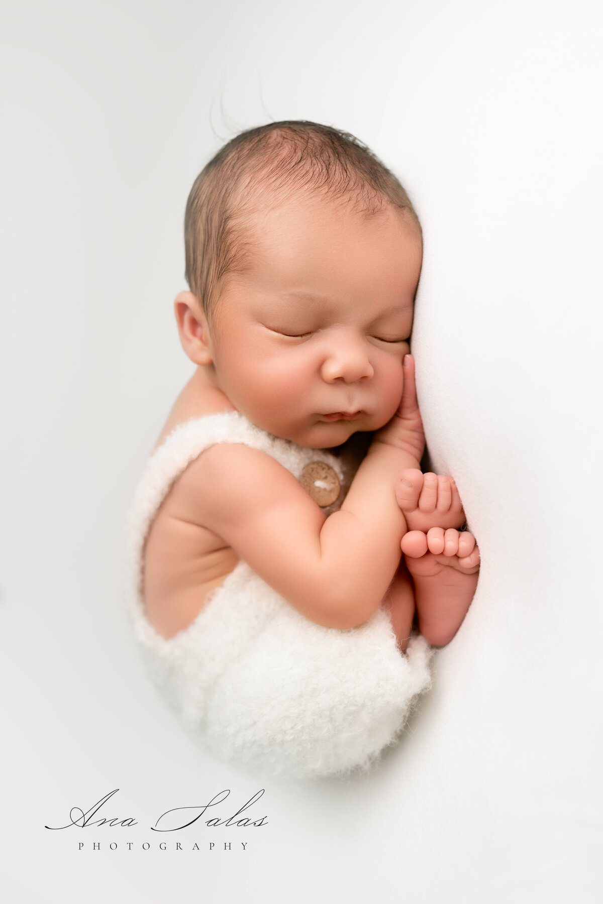 Newborn-Photographer-Edmonton-85