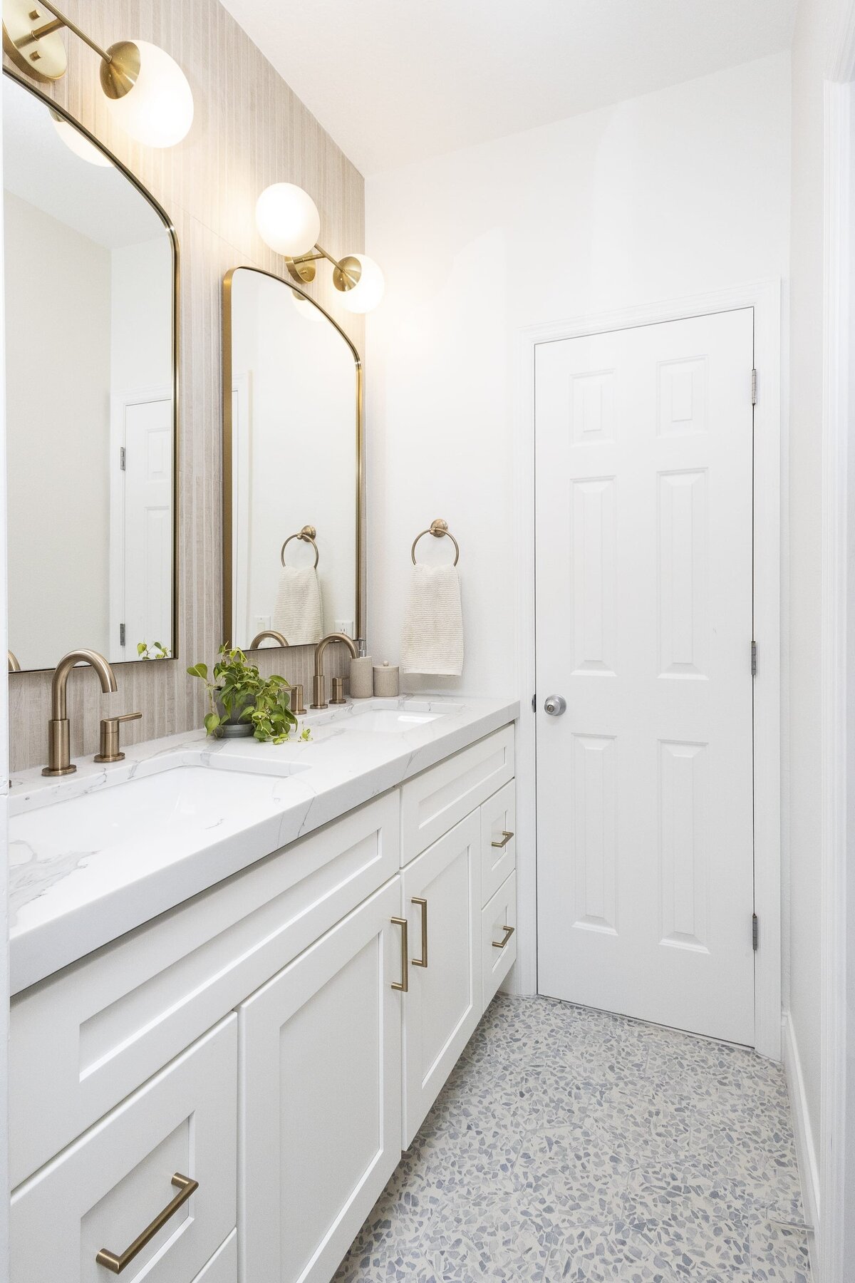 dewine design orlando interior designer contemporary coastal teen bathroom fresh white cabinets with gold handles