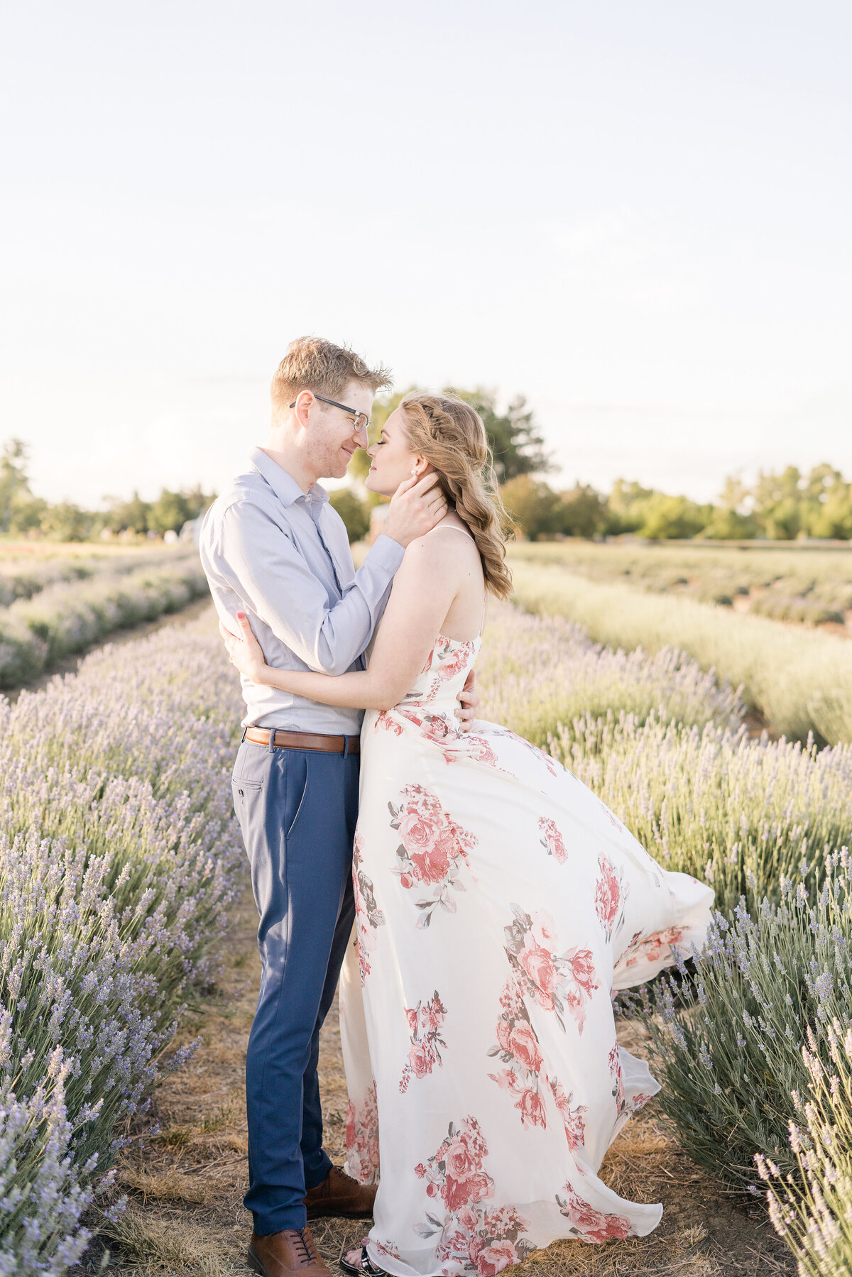 araceli-lavender-farm-engagement-sacramento-wedding-photographers-005