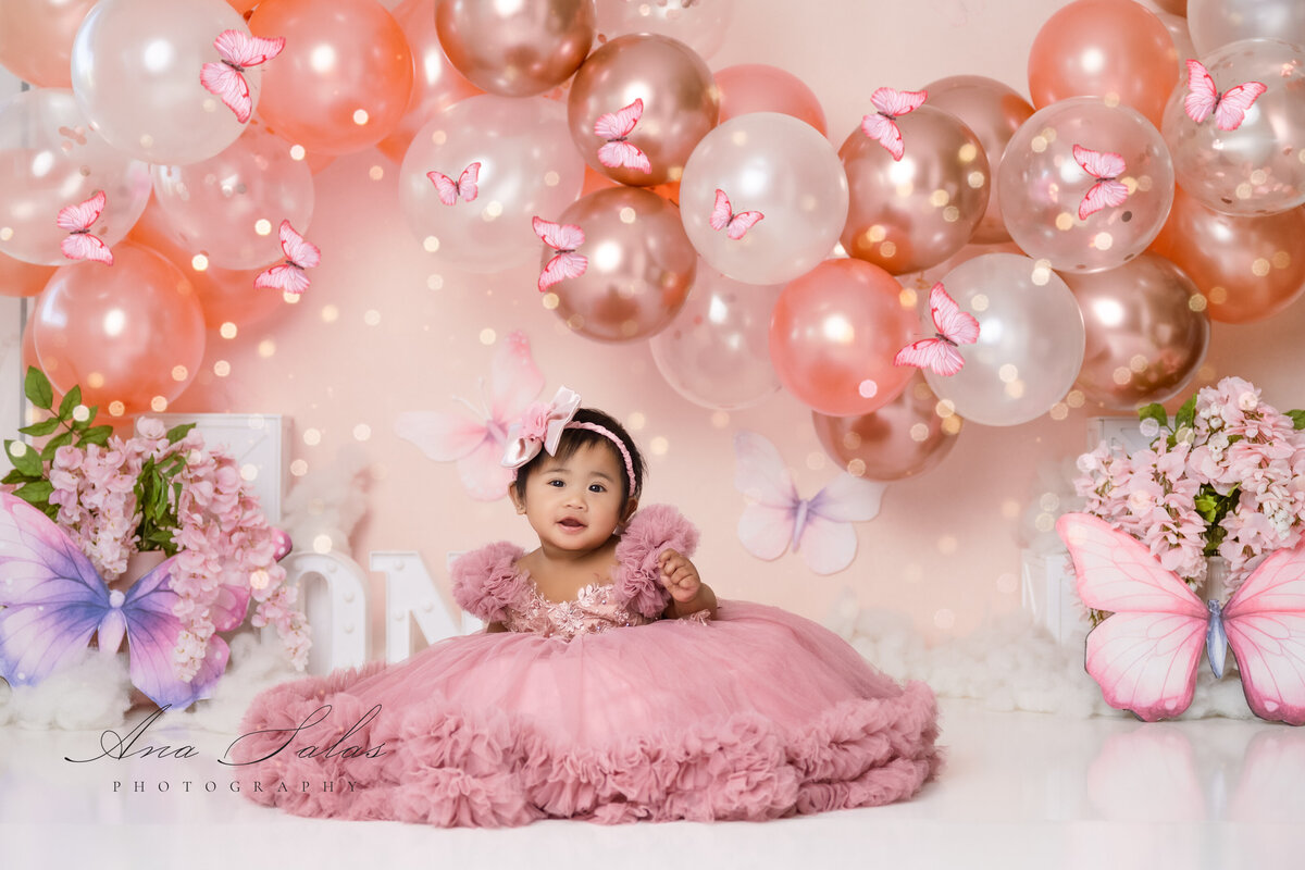 Cake-Smash-Photographer-Edmonton-Butterflies