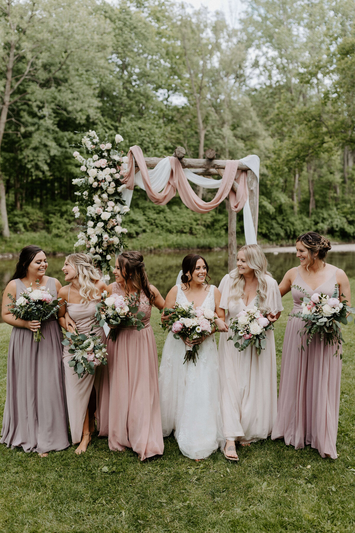sleepy-hallow-wedding-bridal-party-235