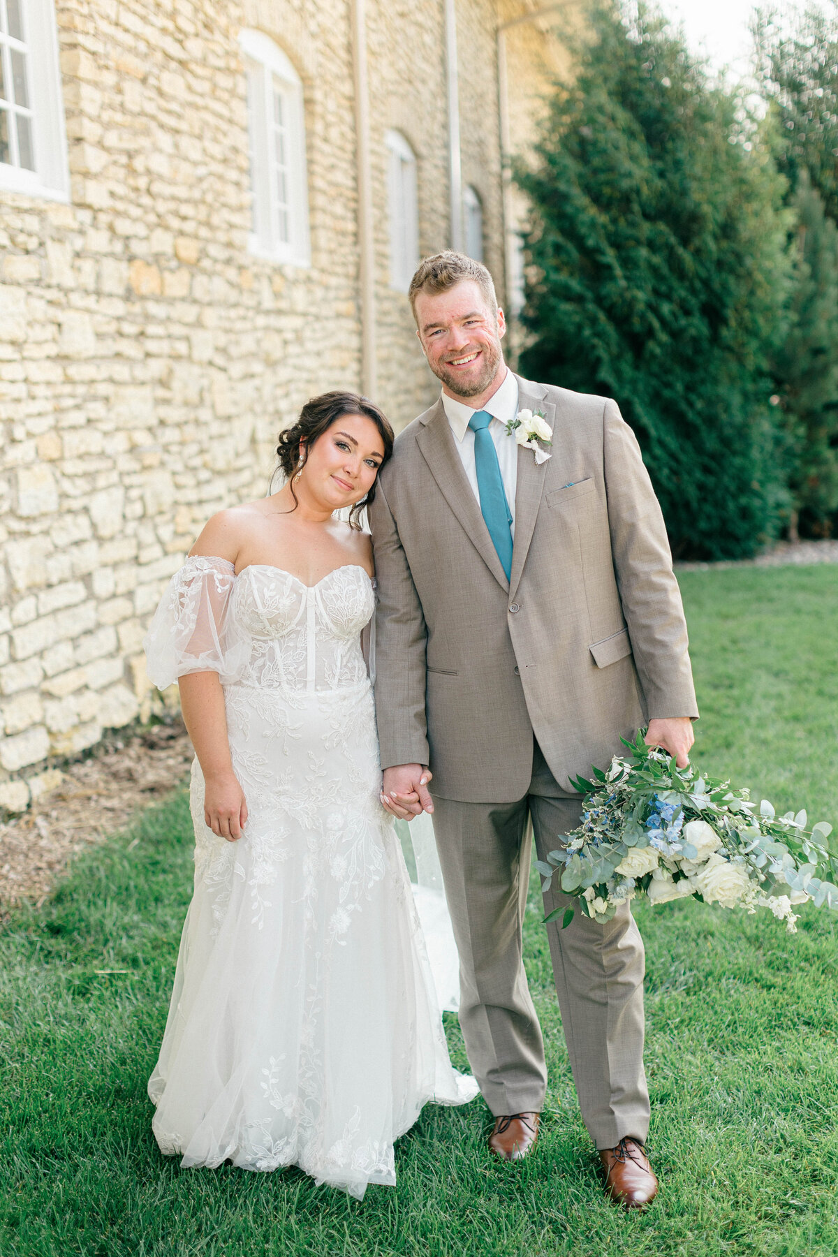 mayowood-stone-barn-wedding-31
