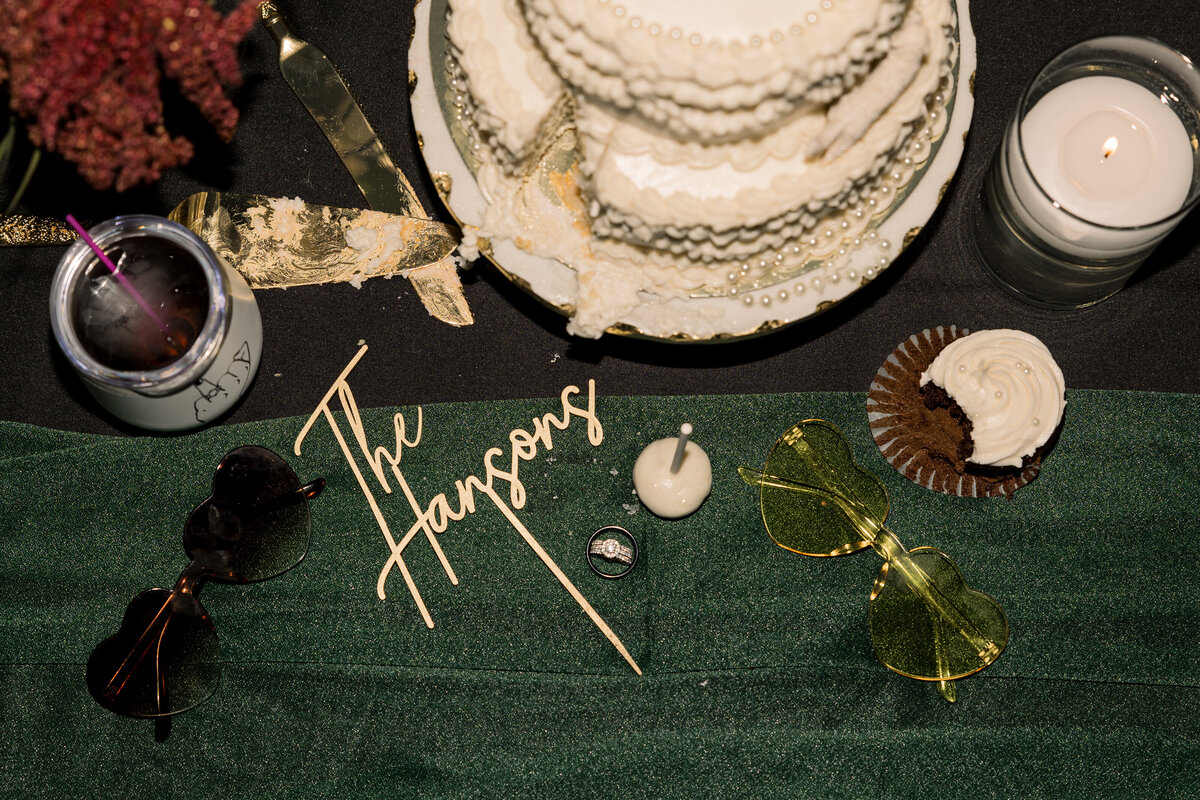 Detail photo at wedding reception of wedding cake