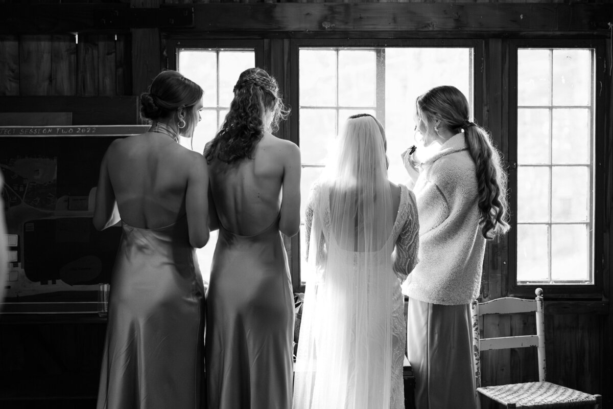 HM-Kingsley-Pines-Raymond-Maine-Wedding-Karisa-Denae-Photography-L-65