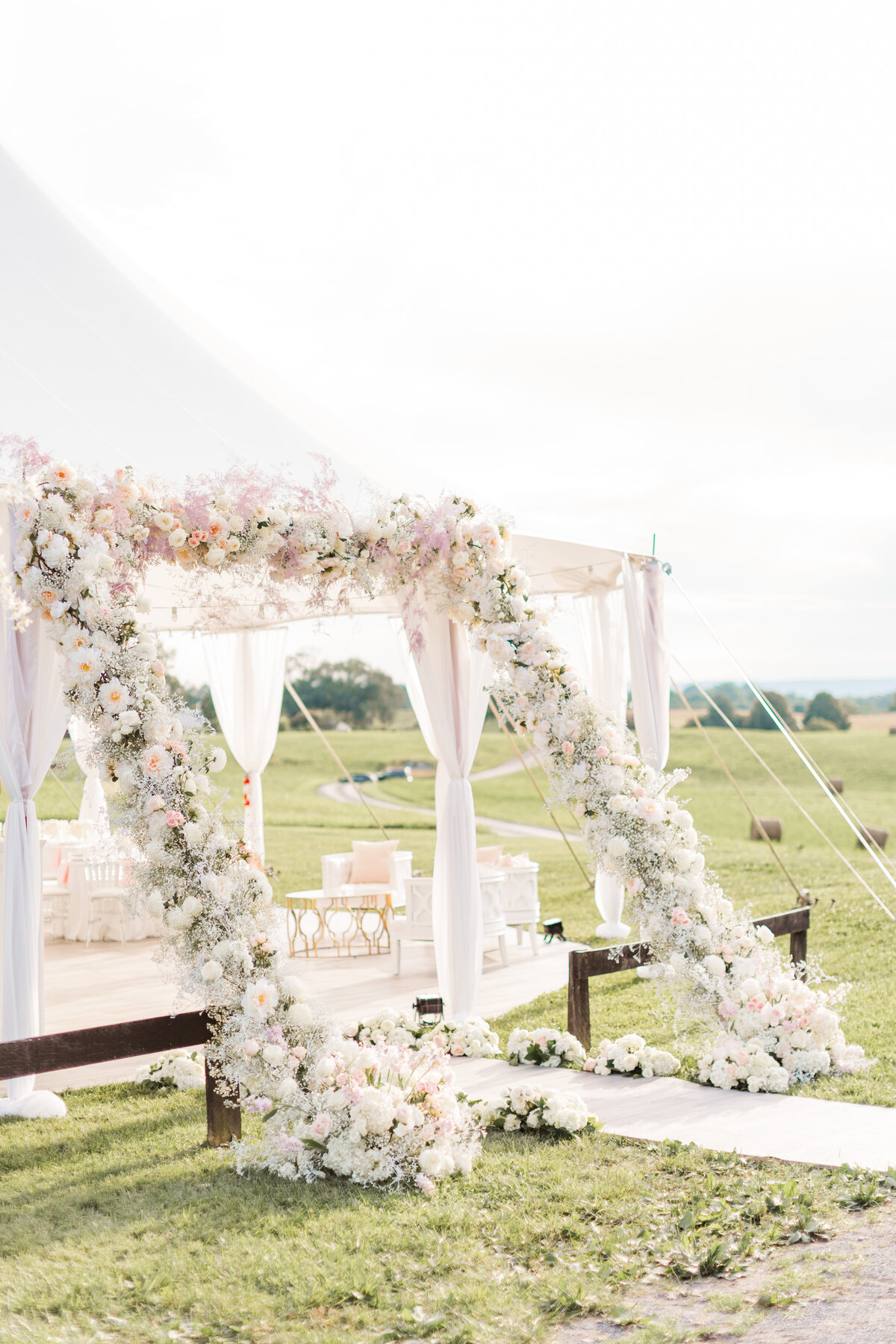 Classic Blush & Gold Goodstone Inn Wedding Megan Kelsey Photography-34