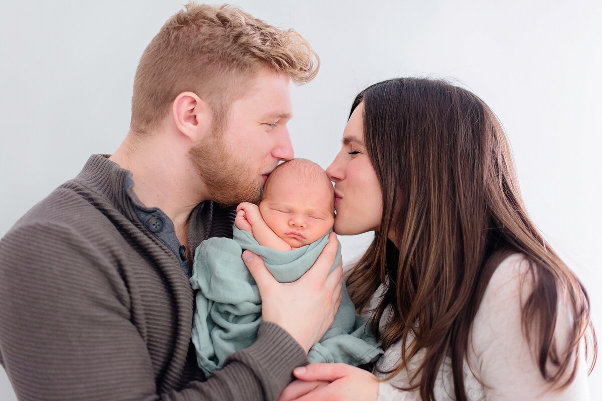 august-newborn-tristate-new-jersey-family-newborn-maternity-photographer_0520