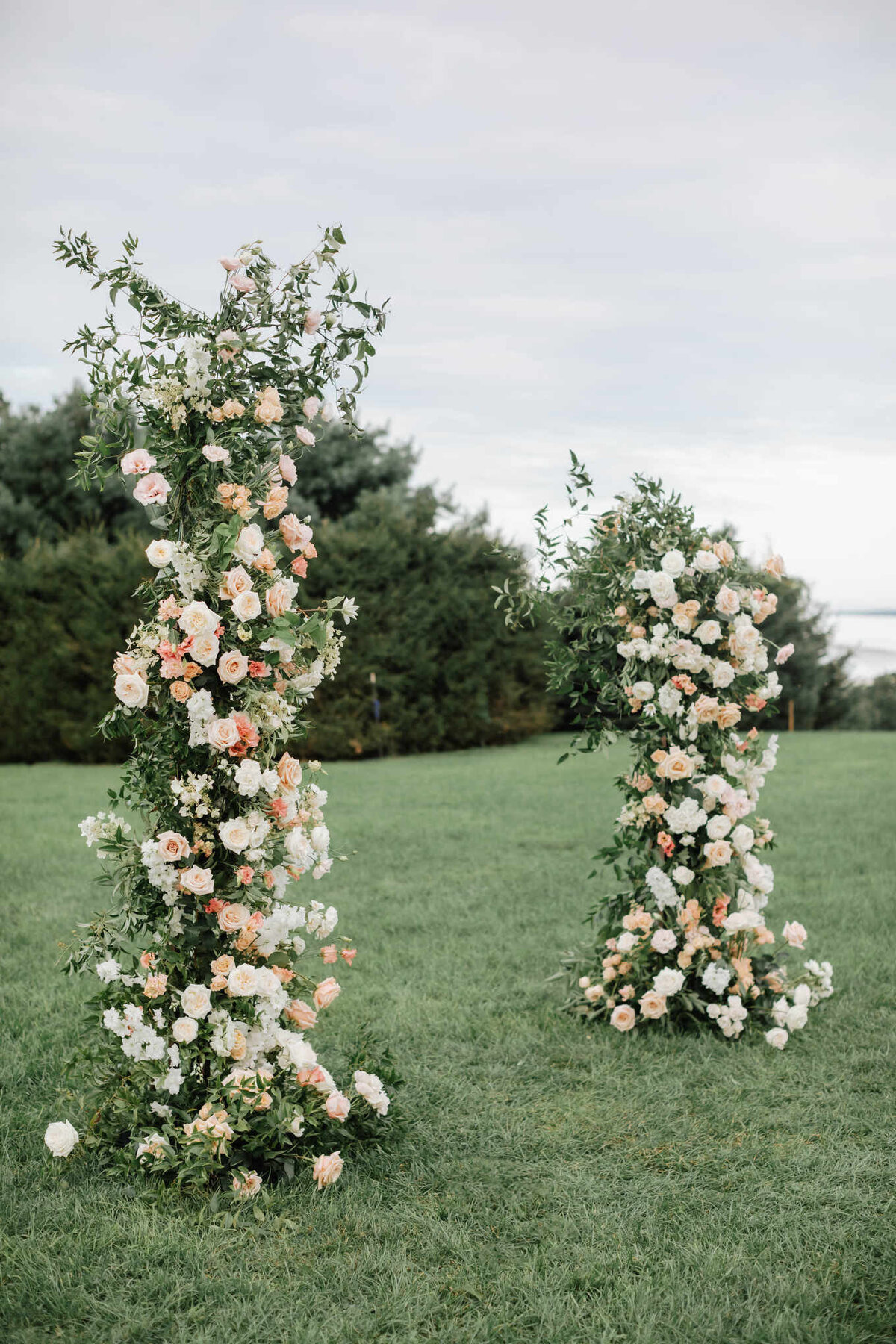 Lena Mirisola Photography Boston Massachusetts East Coast New England Wedding Engagement Photographer Inclusive Luxury LGBTQ Friendly Crane-Estate-Lena-Mirisola-Wedding-030